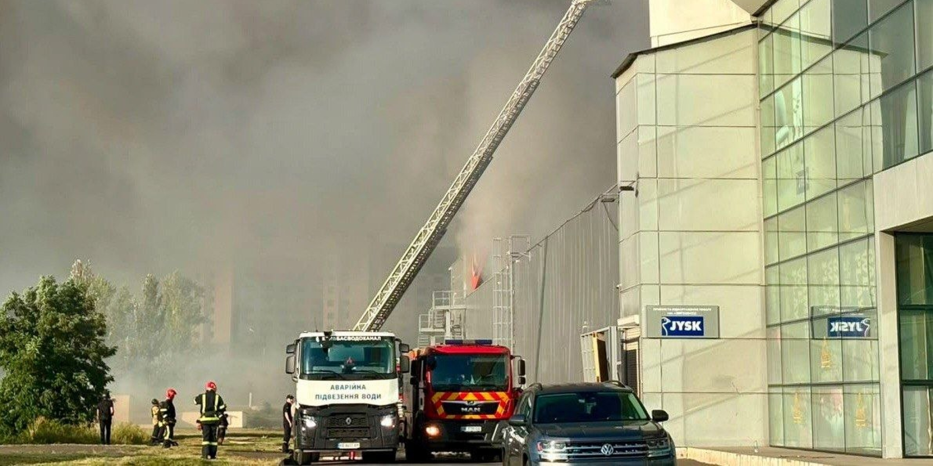 JYSK сообщил о потере магазина в Солнечной Галерее после атаки РФ (Фото: Александр Ганджа / Днепропетровская ОВА)