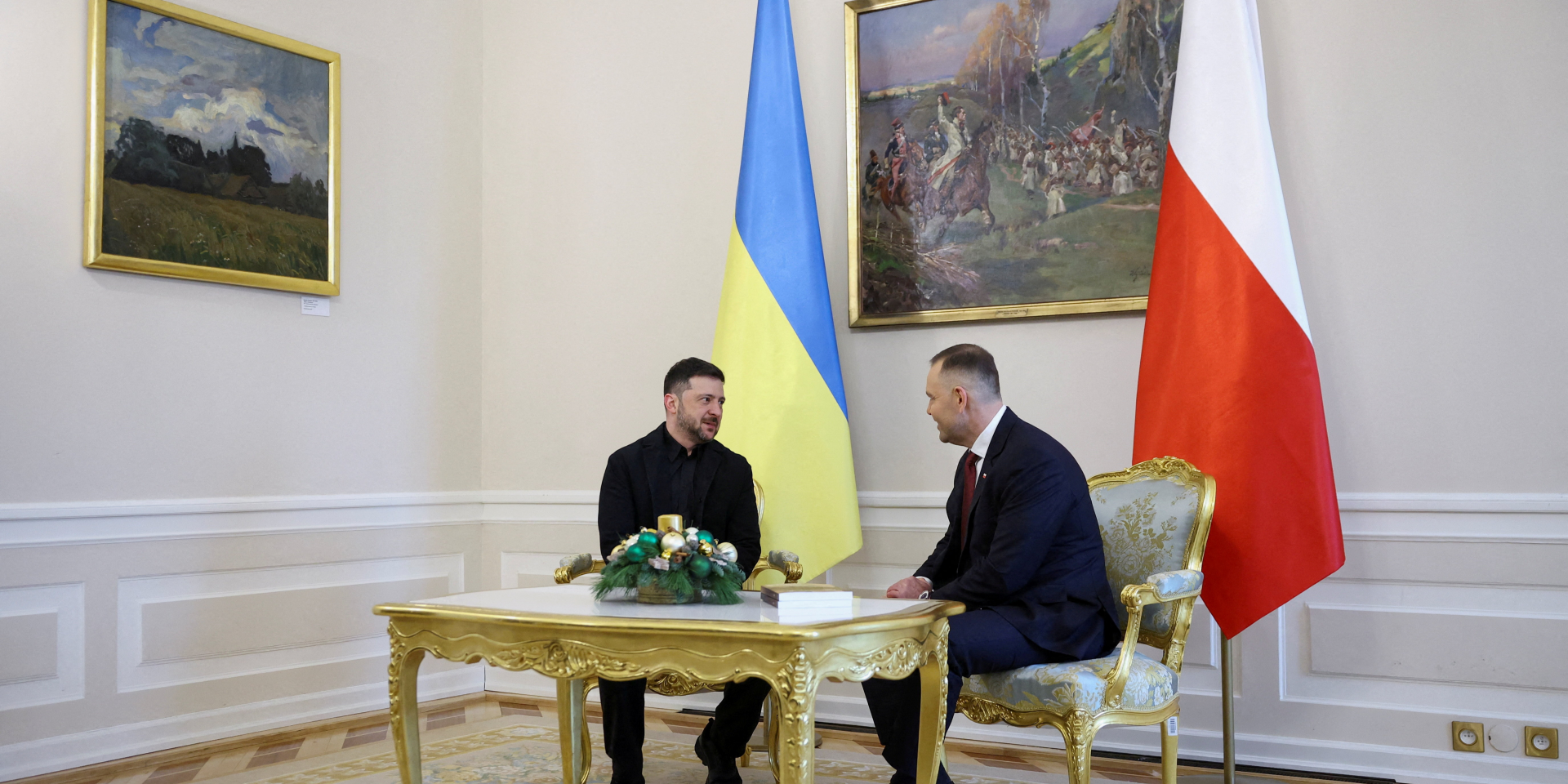 President of Ukraine Volodymyr Zelenskyy and President of Poland Karol Nawrocki in Warsaw, December 19, 2025 (Photo: REUTERS/Kacper Pempel)