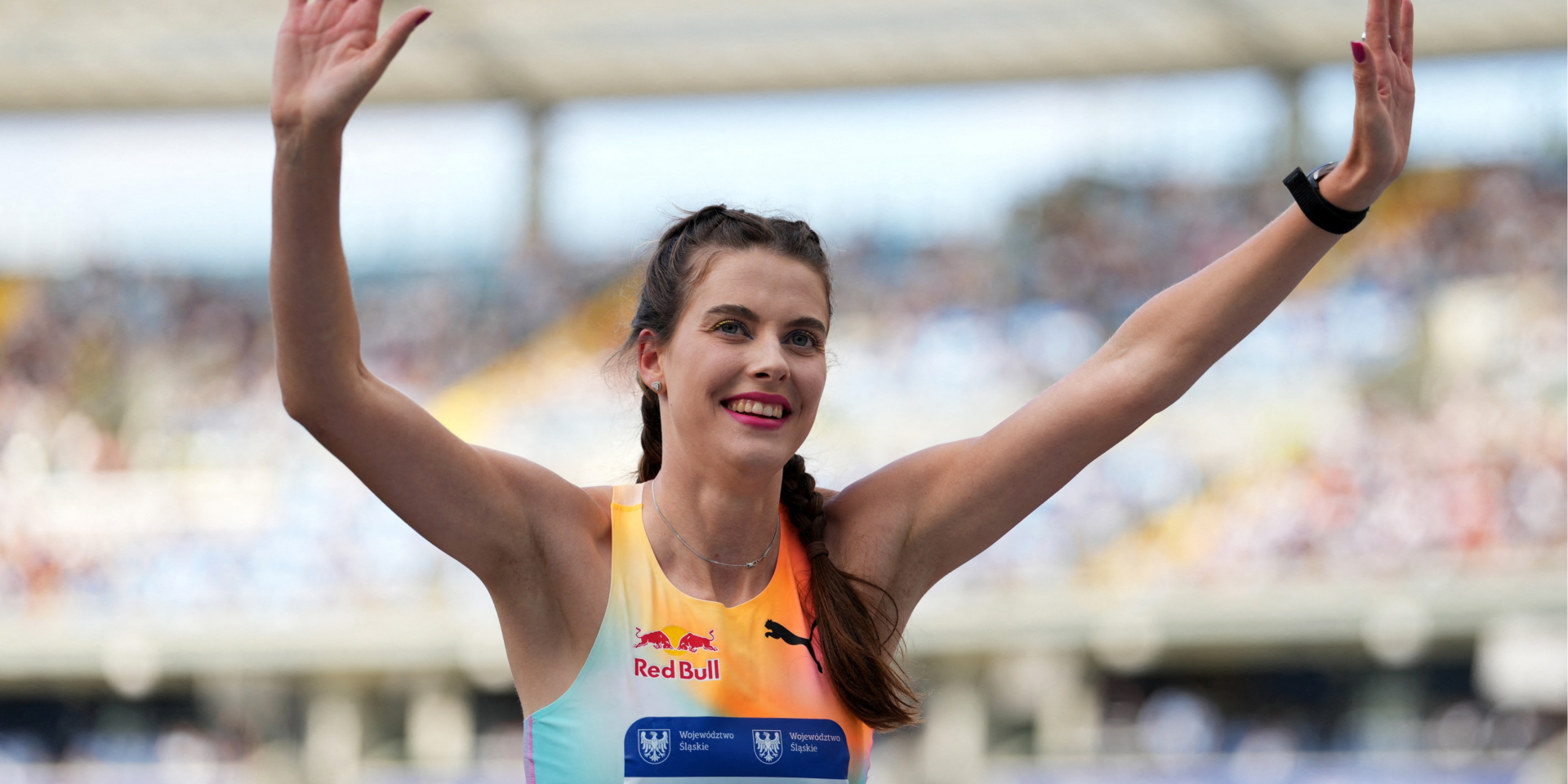 Mahuchikh reacts to Herashchenko's second-place finish at Diamond League in Zurich (Photo: REUTERS/Aleksandra Szmigiel)