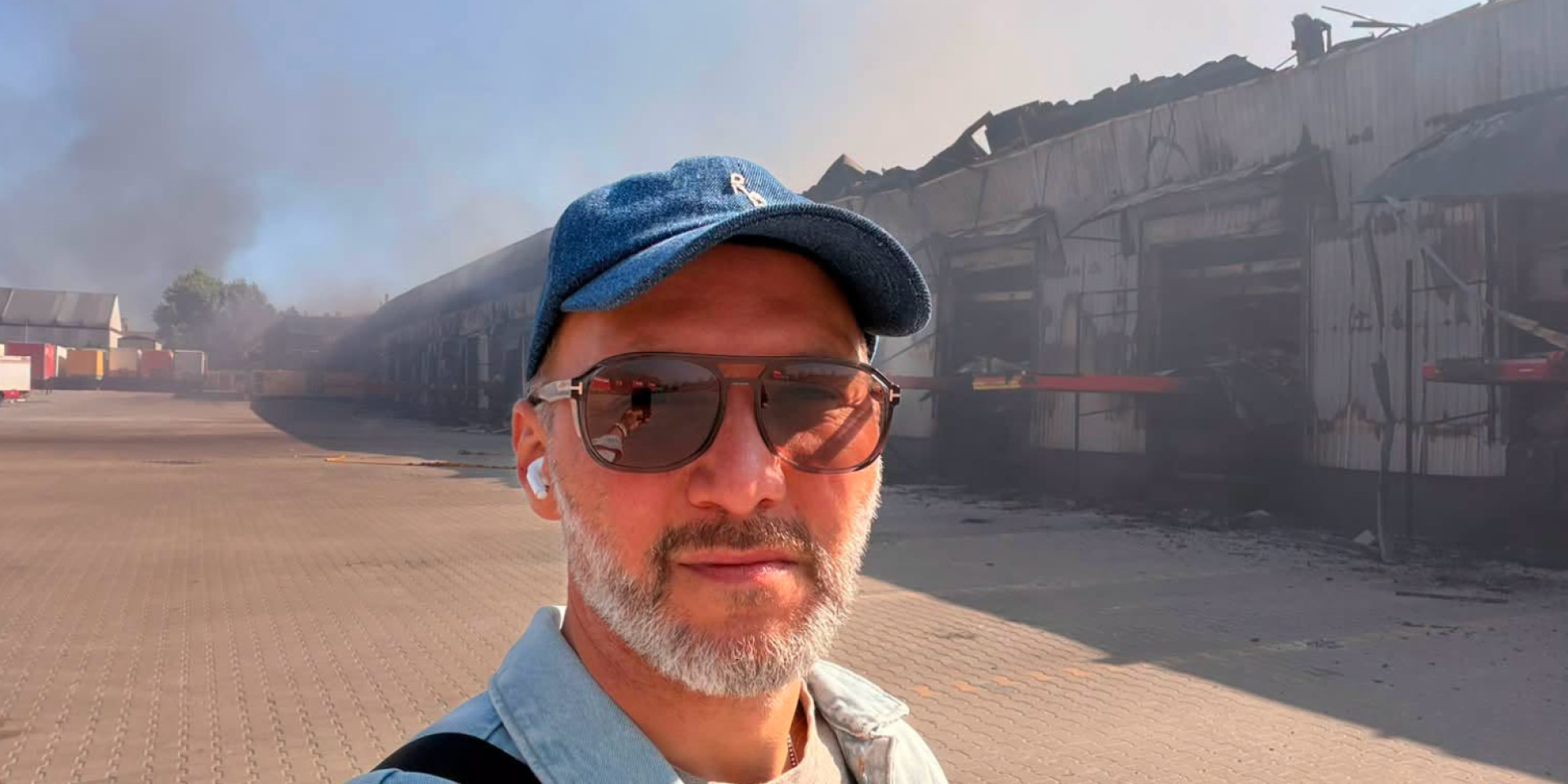 Росіяни знищили понад 60 тисяч книг на складах в Київській області (Фото: Facebook Дмитро Феліксов)