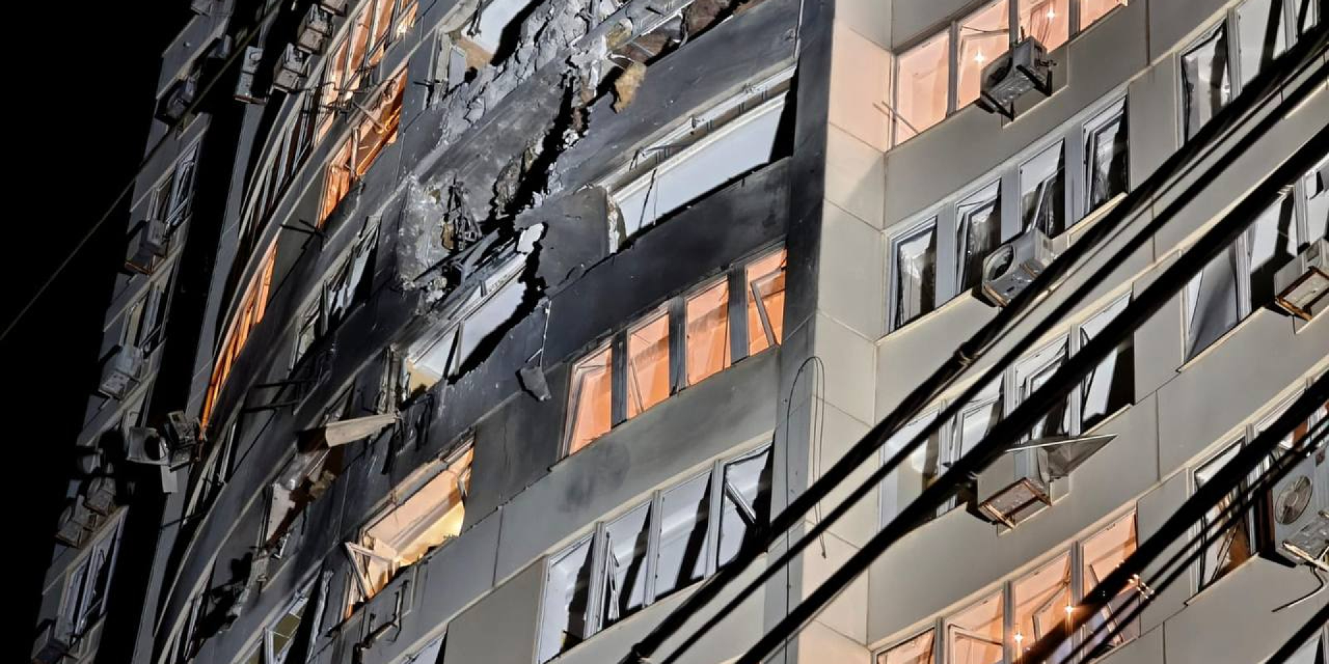 A Russian nighttime drone attack ripped through a 21-story residential tower in Odesa, Sept. 3, 2026 (Photo: Serhii Lysak / Telegram)