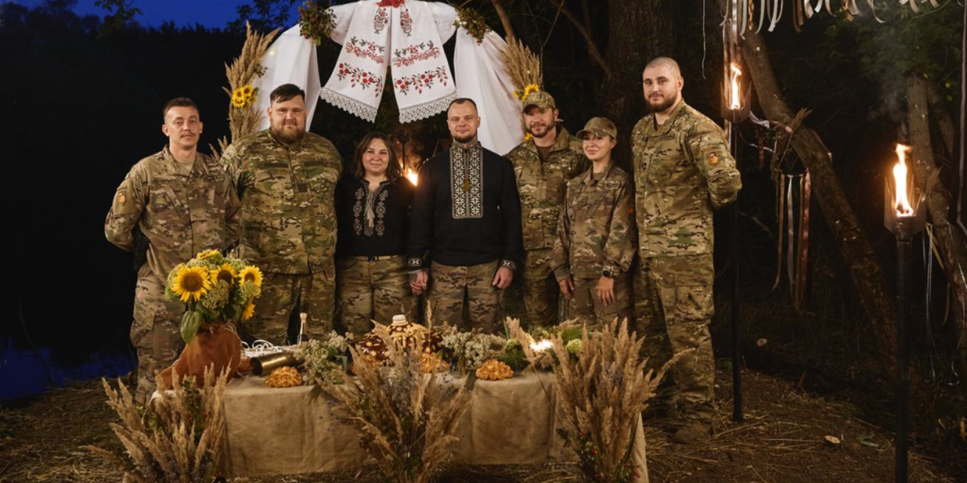Українські військові провели особливу церемонію скріплення роду (Фото: Суспільне Харків/Вікторія Якименко)