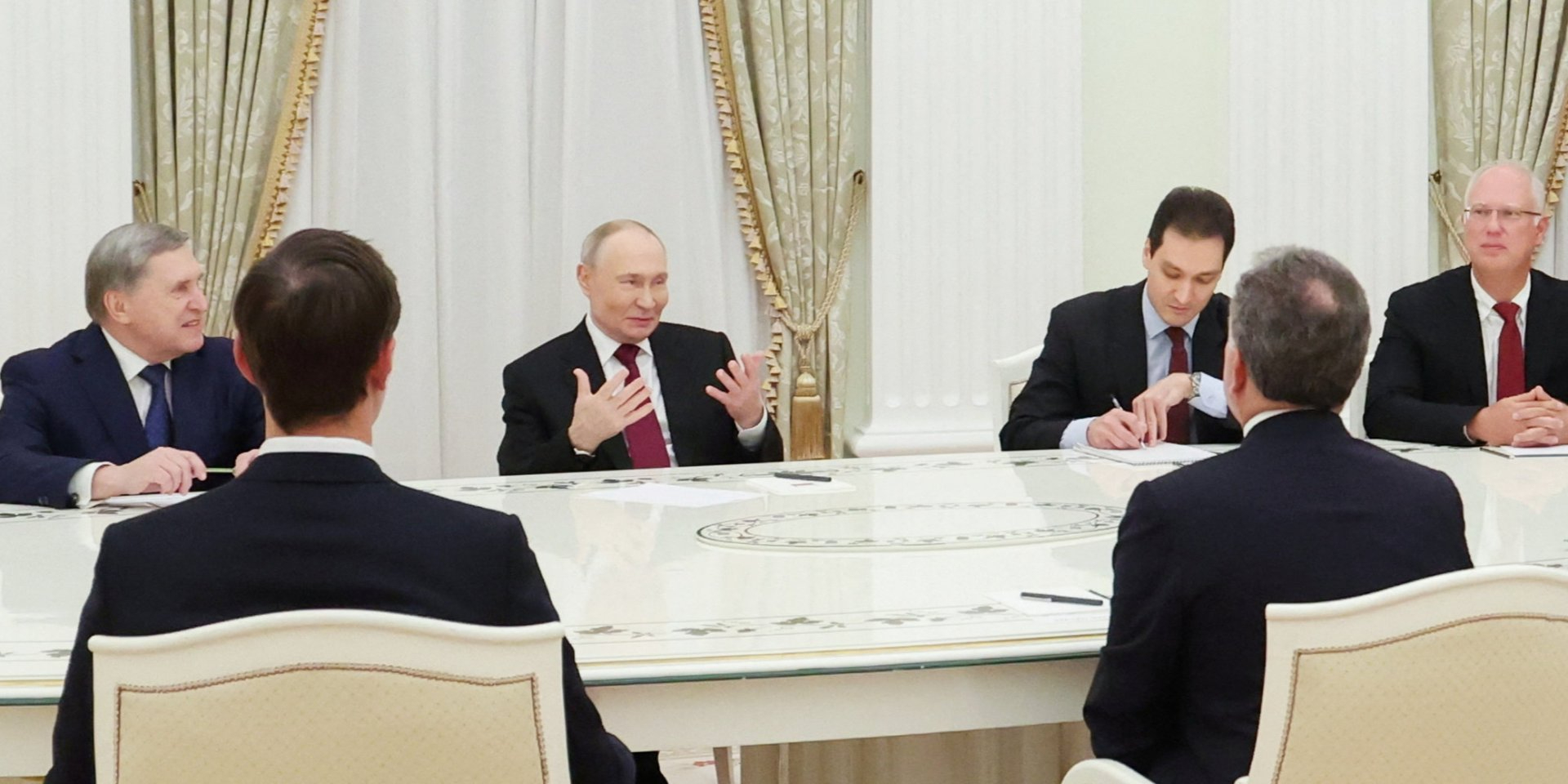 Russian dictator Vladimir Putin and the U.S. delegation at a meeting in Moscow, Dec. 2, 2025 (Photo: Sputnik/Alexander Kazakov/Pool via REUTERS)