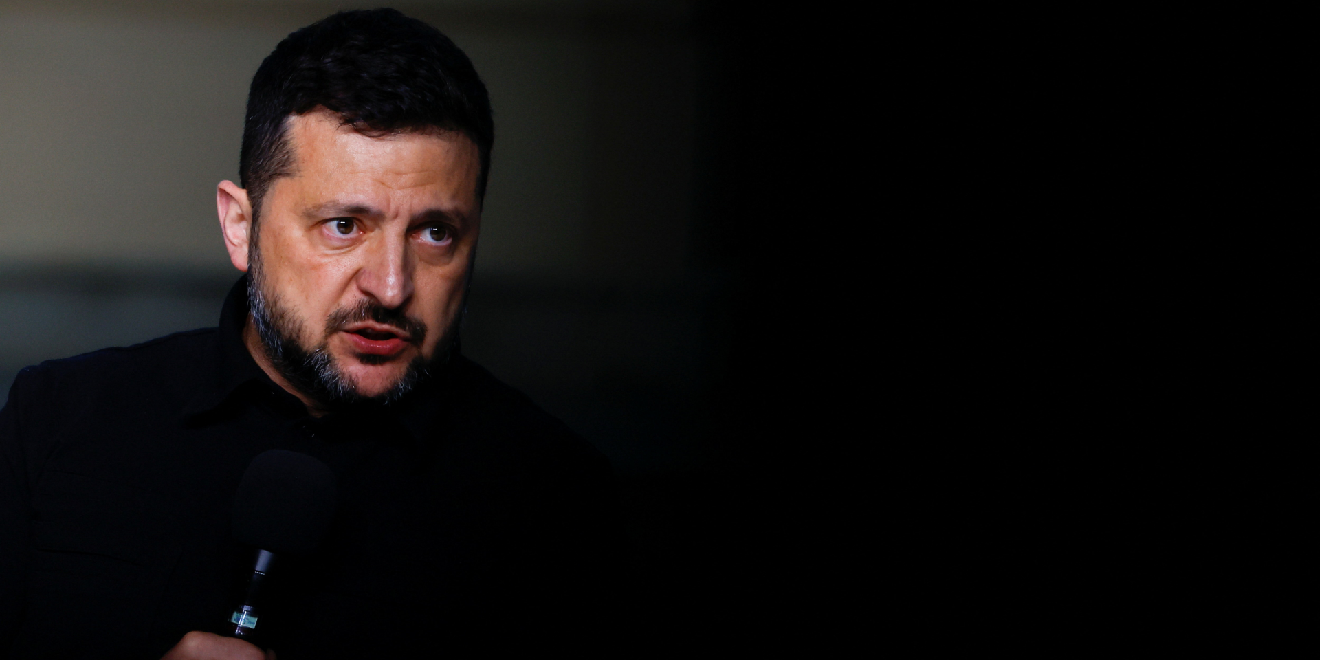 Volodymyr Zelenskyy emphasized the need to keep talks moving forward (Photo: REUTERS/Valentyn Ogirenko)