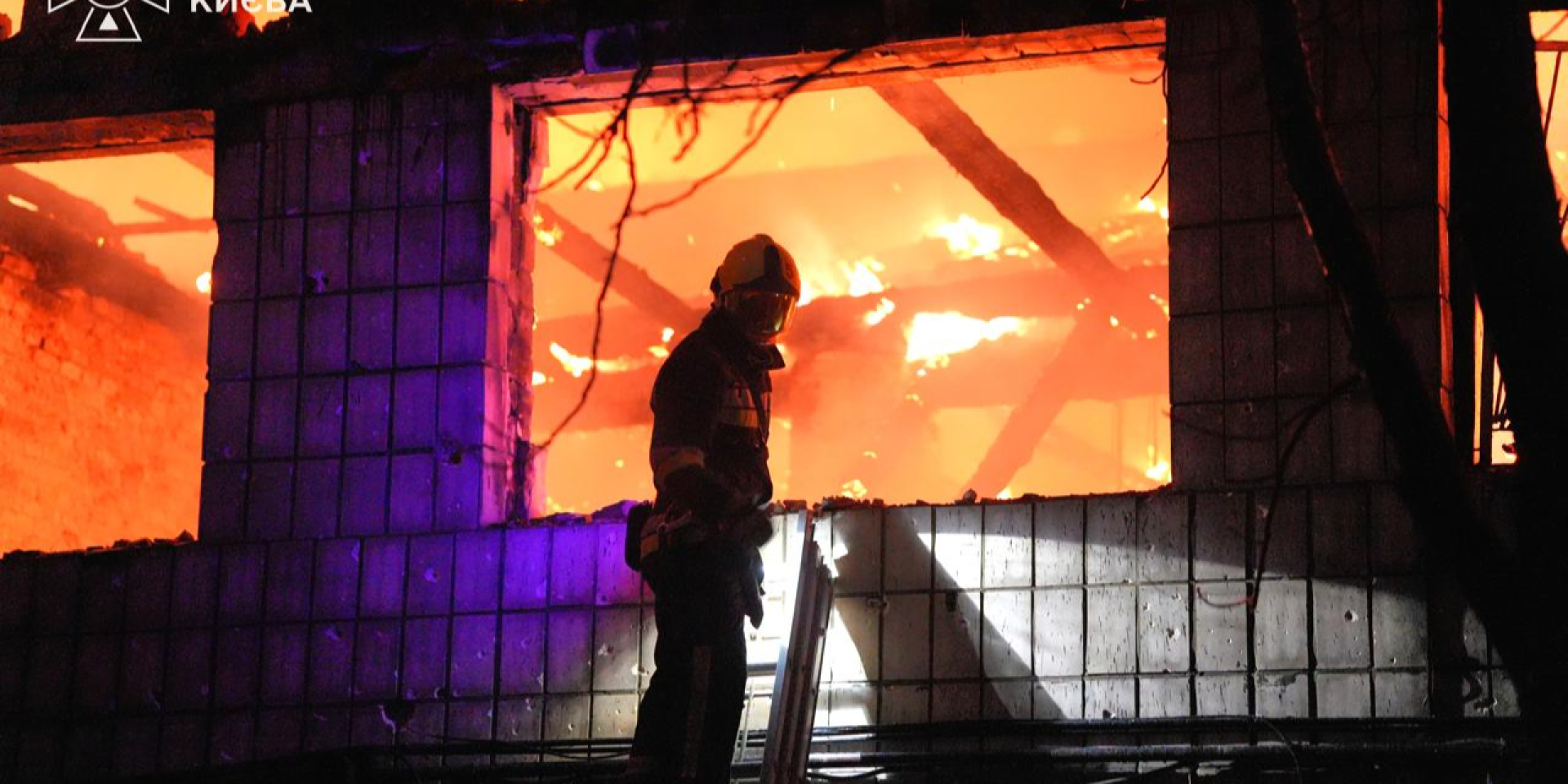 The aftermath of Russian attack on Kyiv (Photo: Ukraine's SES)