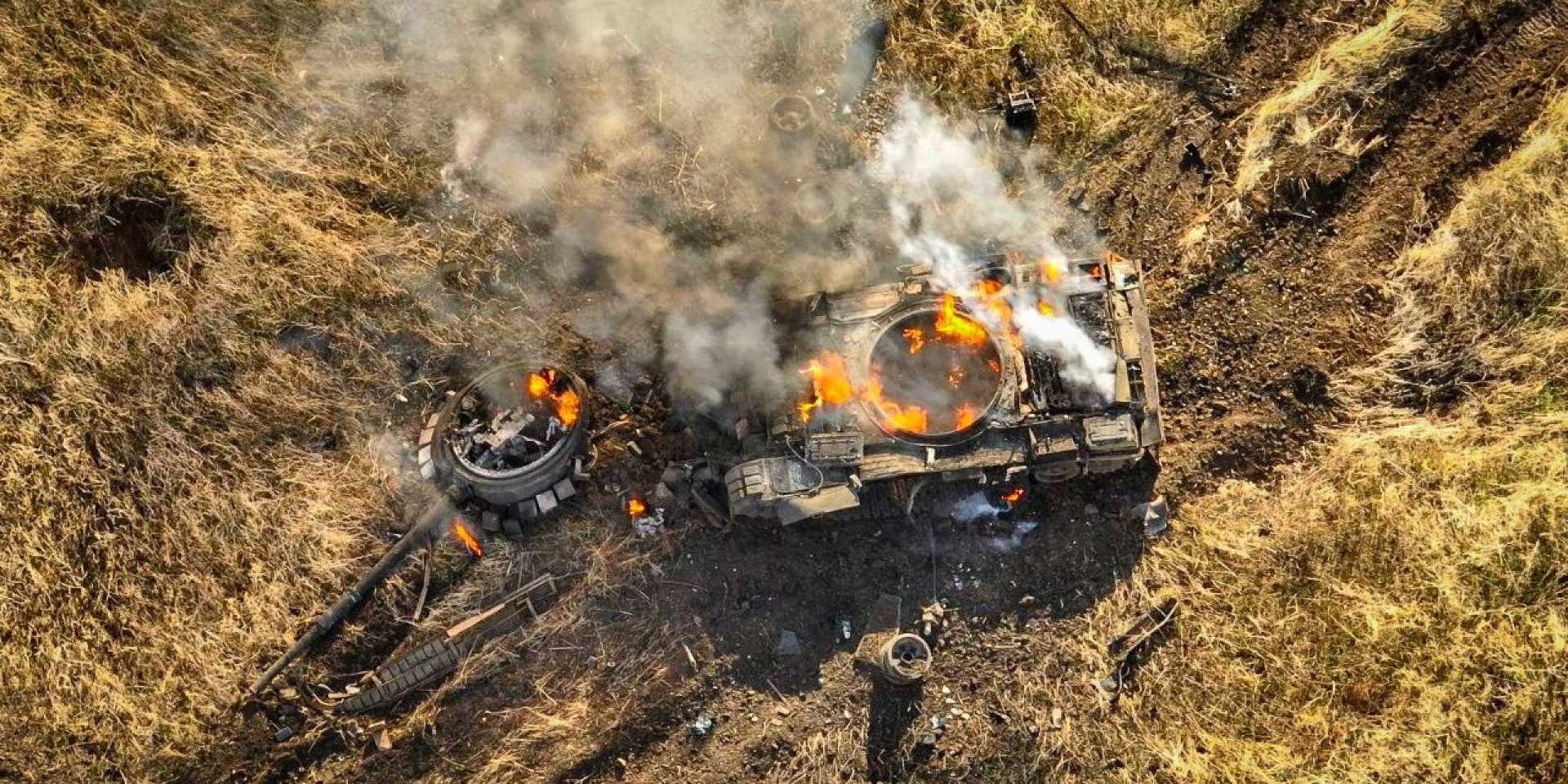 Російські війська втратили ще шість танків за останню добу (Фото: Пресцентр 72 бригади ЗСУ / Reuters)
