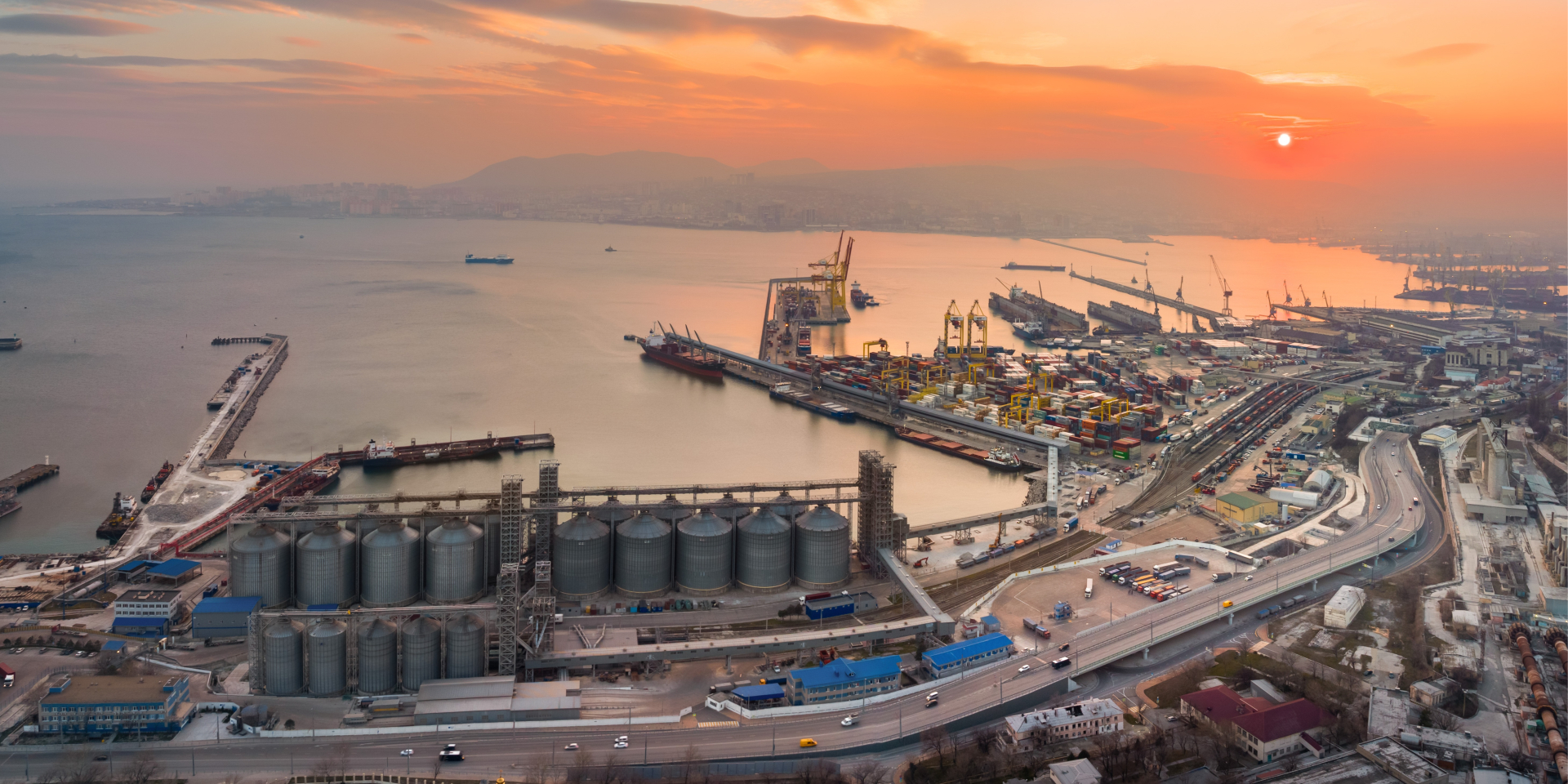 The Novorossiysk port (Photo: WeedNoon / Wikipedia)
