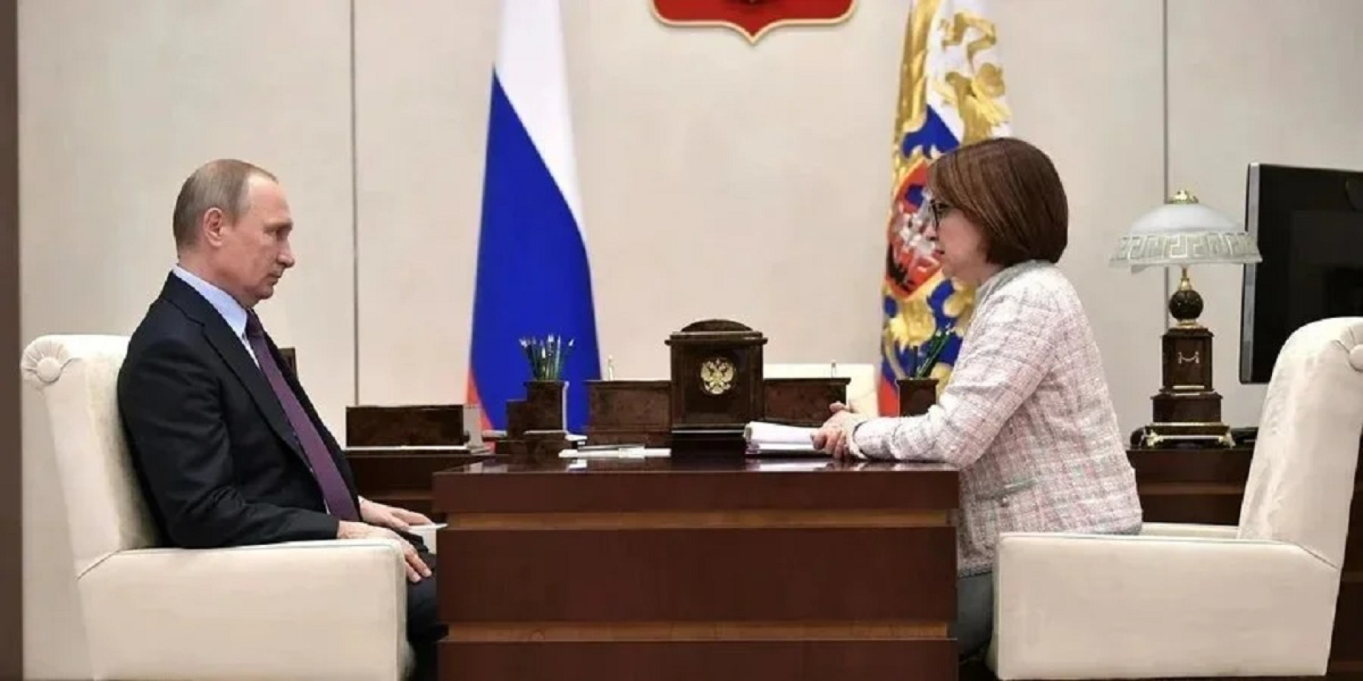 Russian dictator Vladimir Putin and governor of the Central Bank of Russia Elvira Nabiullina (Photo: DR)