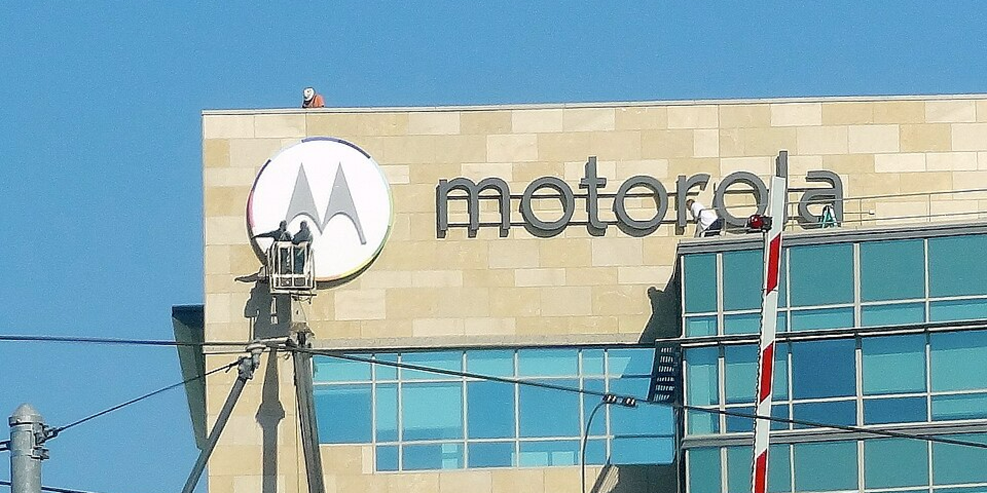 Motorola спешит с очередным анонсом (Фото: Википедия)