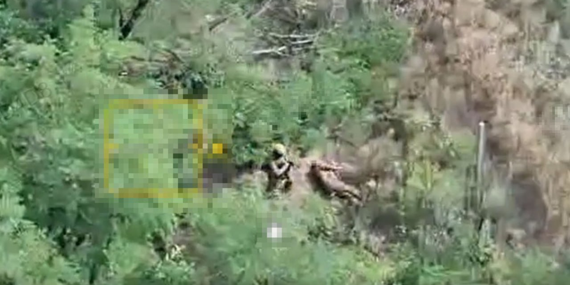 Russian troops executed two captured Ukrainian National Guard soldiers. (Photo: Donetsk Oblast Prosecutor’s Office)