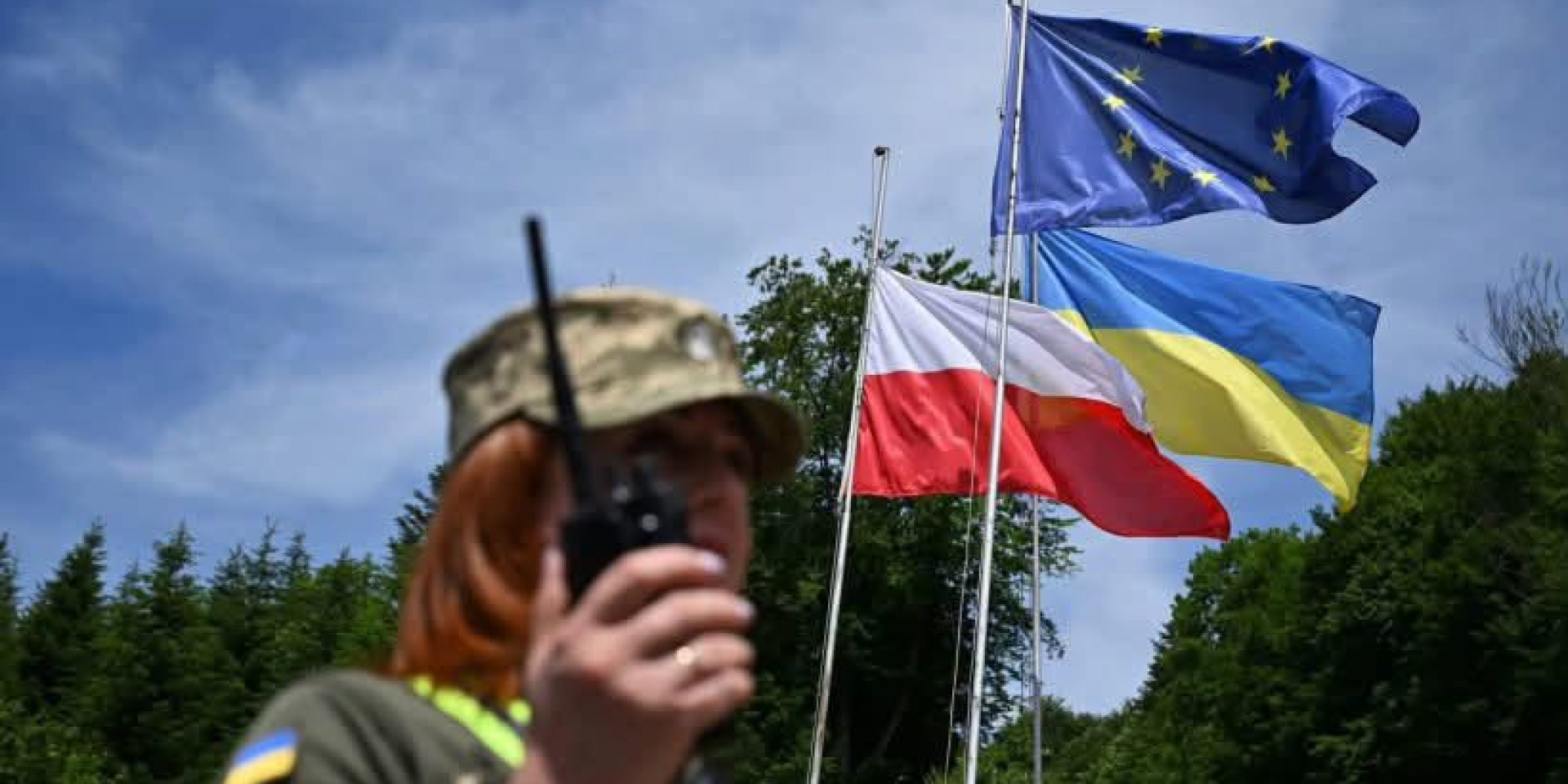 Автобусы, следующие из Украины в Польшу, будут перенаправлены на другие пункты пропуска (Фото: ГПСУ)