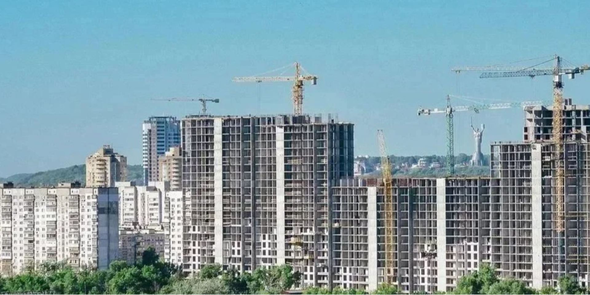 На жилищную политику в проекте госбюджета на 2027 год предусмотрено почти 85 млрд грн (Фото: Наталья Кравчук / NV)