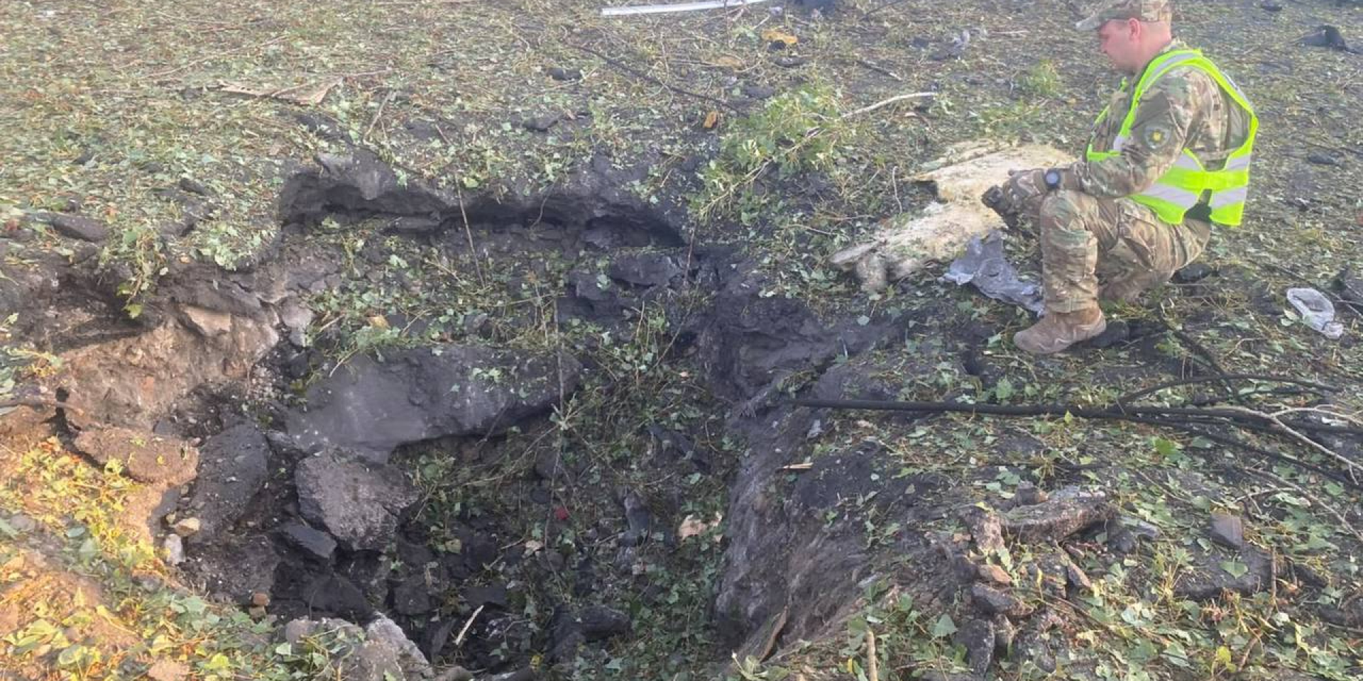 Росіяни вдарили по обʼєктах Київводоканалу: водопостачання вже відновлено