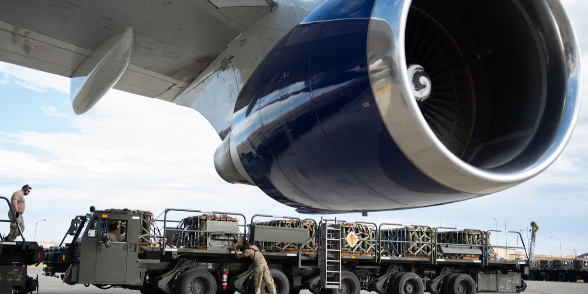 The US may sell Ukraine air defense systems, missiles, and radars for countering UAVs (Photo: defense.gov)