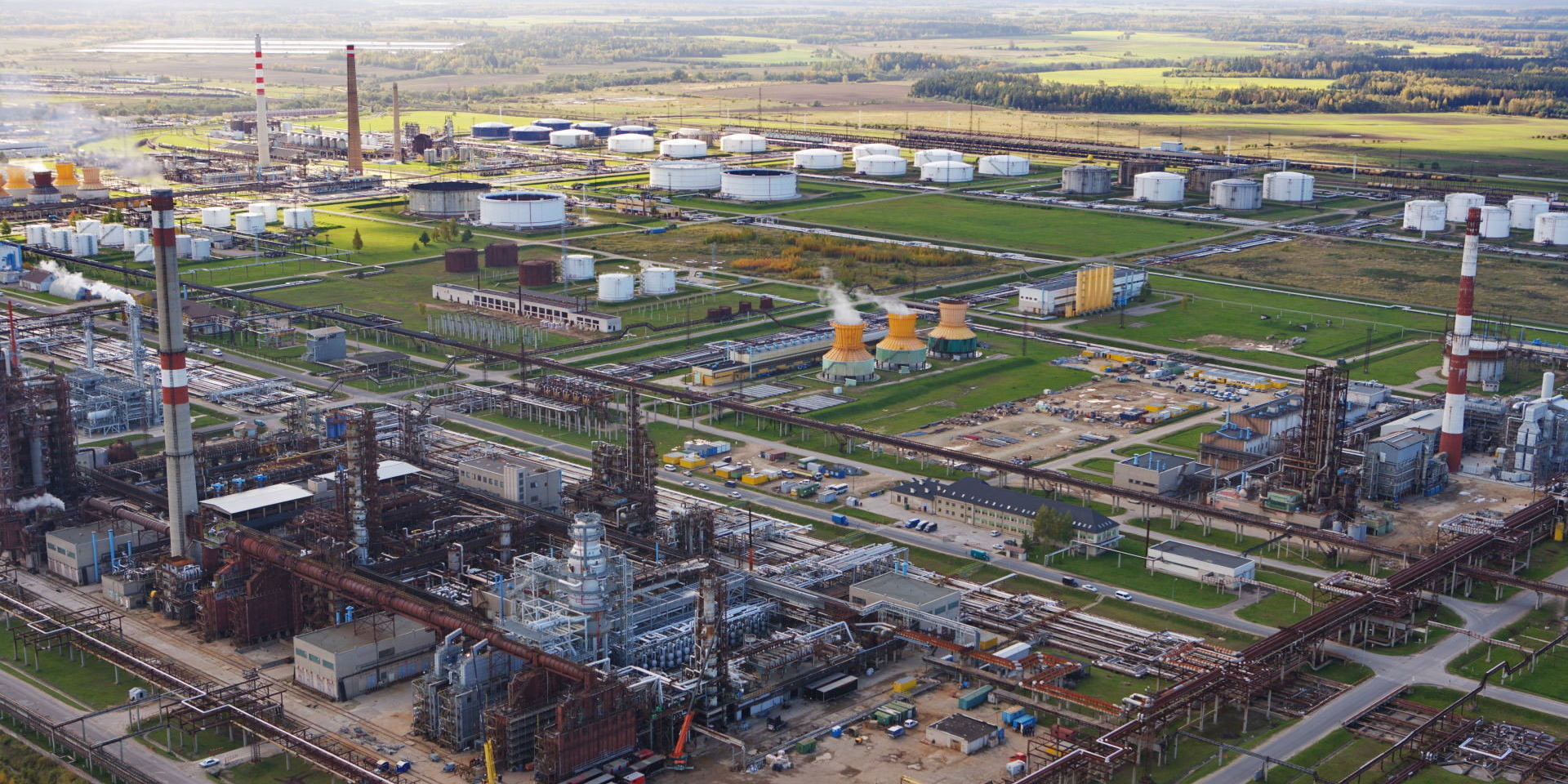 Після втрати потужностей. Україна може почати переробку своєї нафти на європейських НПЗ