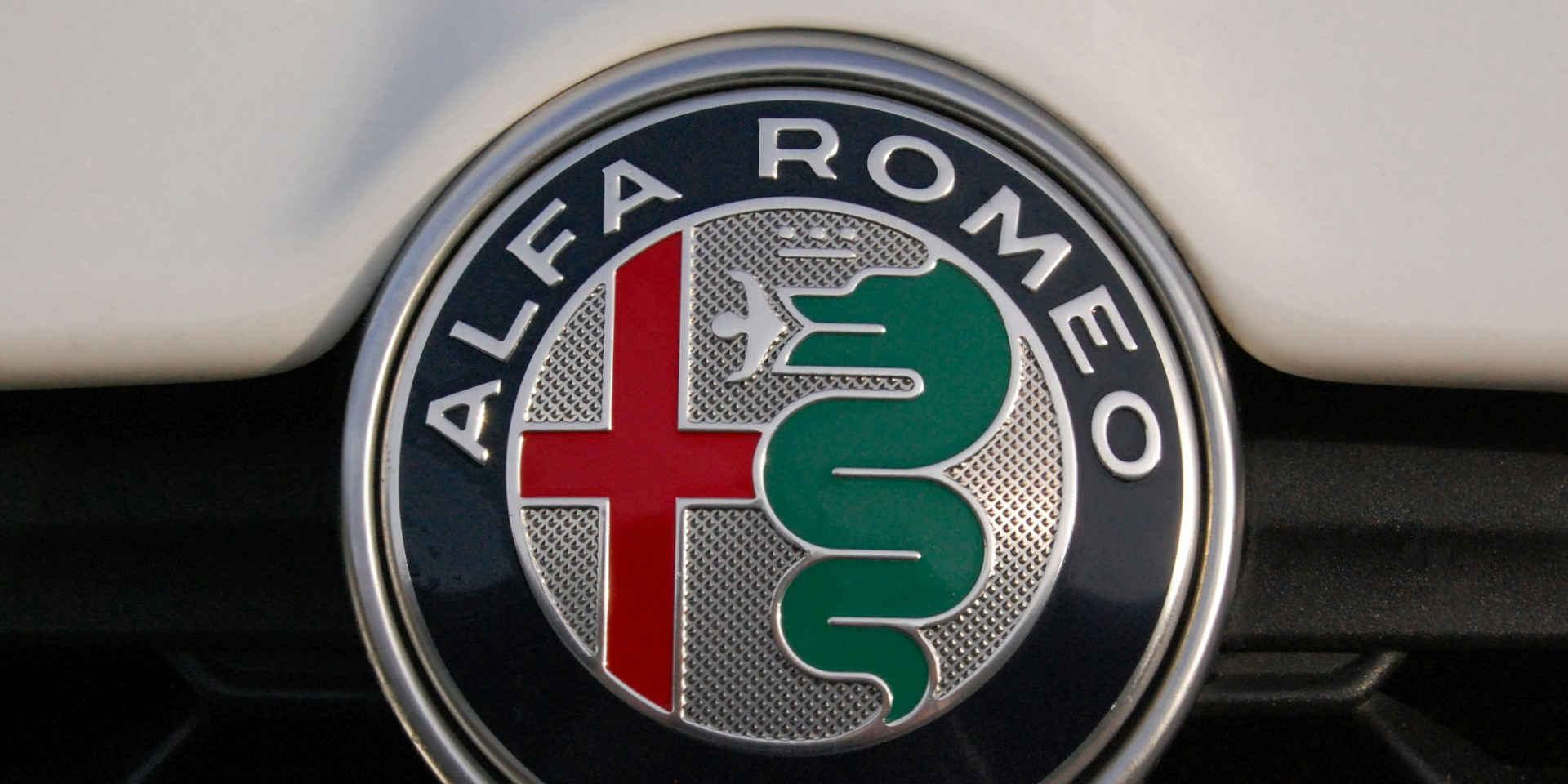 Alfa Romeo покажет новый концепт-кар в Париже (Фото: Unsplash)