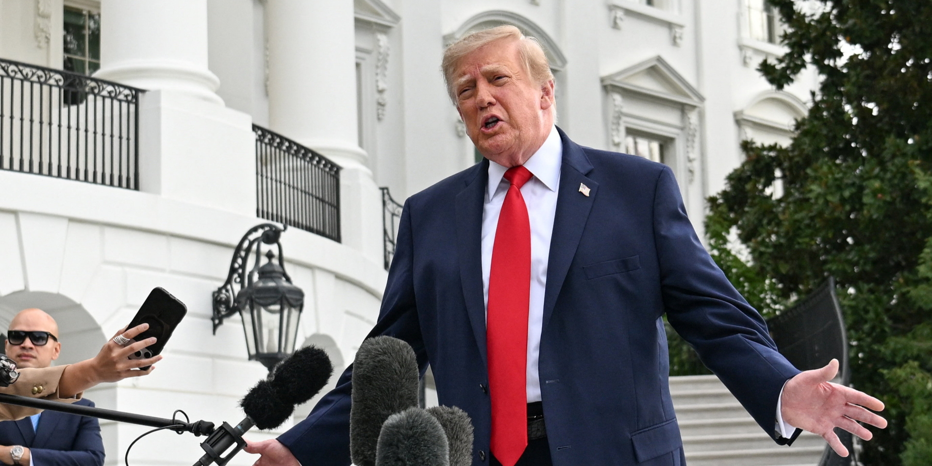 Donald Trump did not specify exactly what kind of deal he is hoping to reach (Photo: REUTERS/Annabelle Gordon)