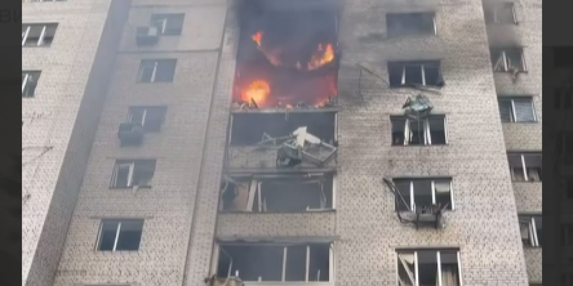 Российский дрон попал в жилой дом в Печерском районе Киева (Фото: Суспільне. Запоріжжя)