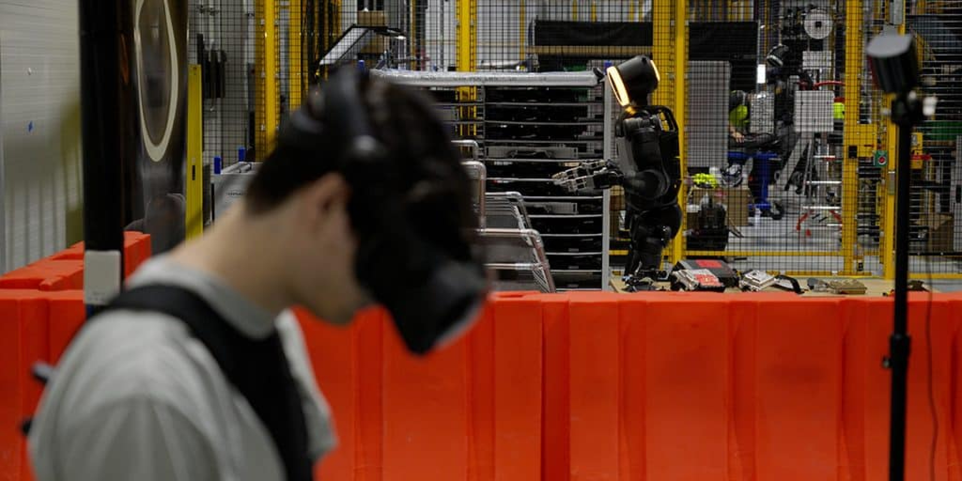 Паркур скінчився. Boston Dynamics відправила робота-гуманоїда працювати на завод Hyundai