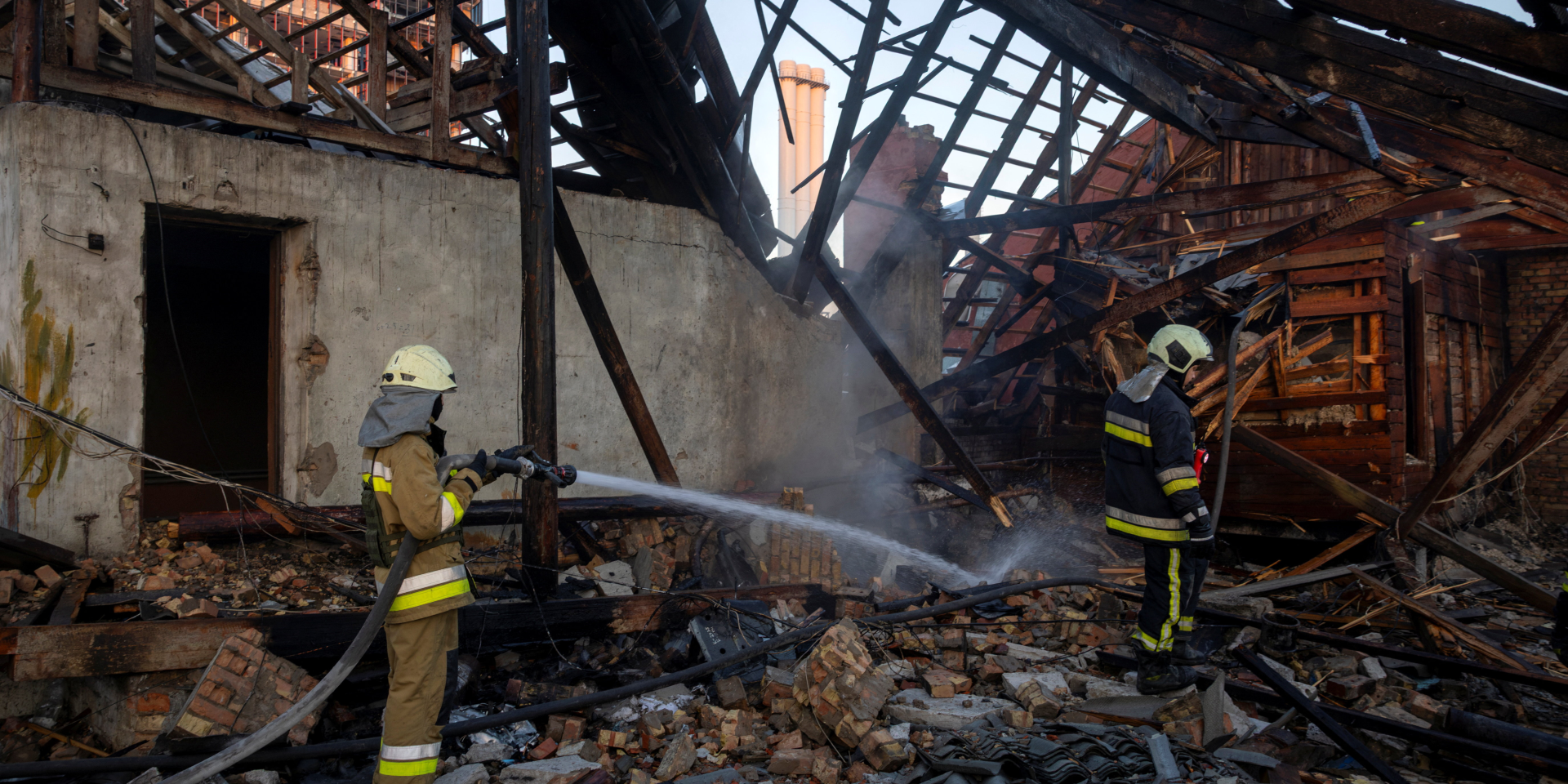 The aftermath of Russian attack on Kyiv (Photo: REUTERS/Thomas Peter)