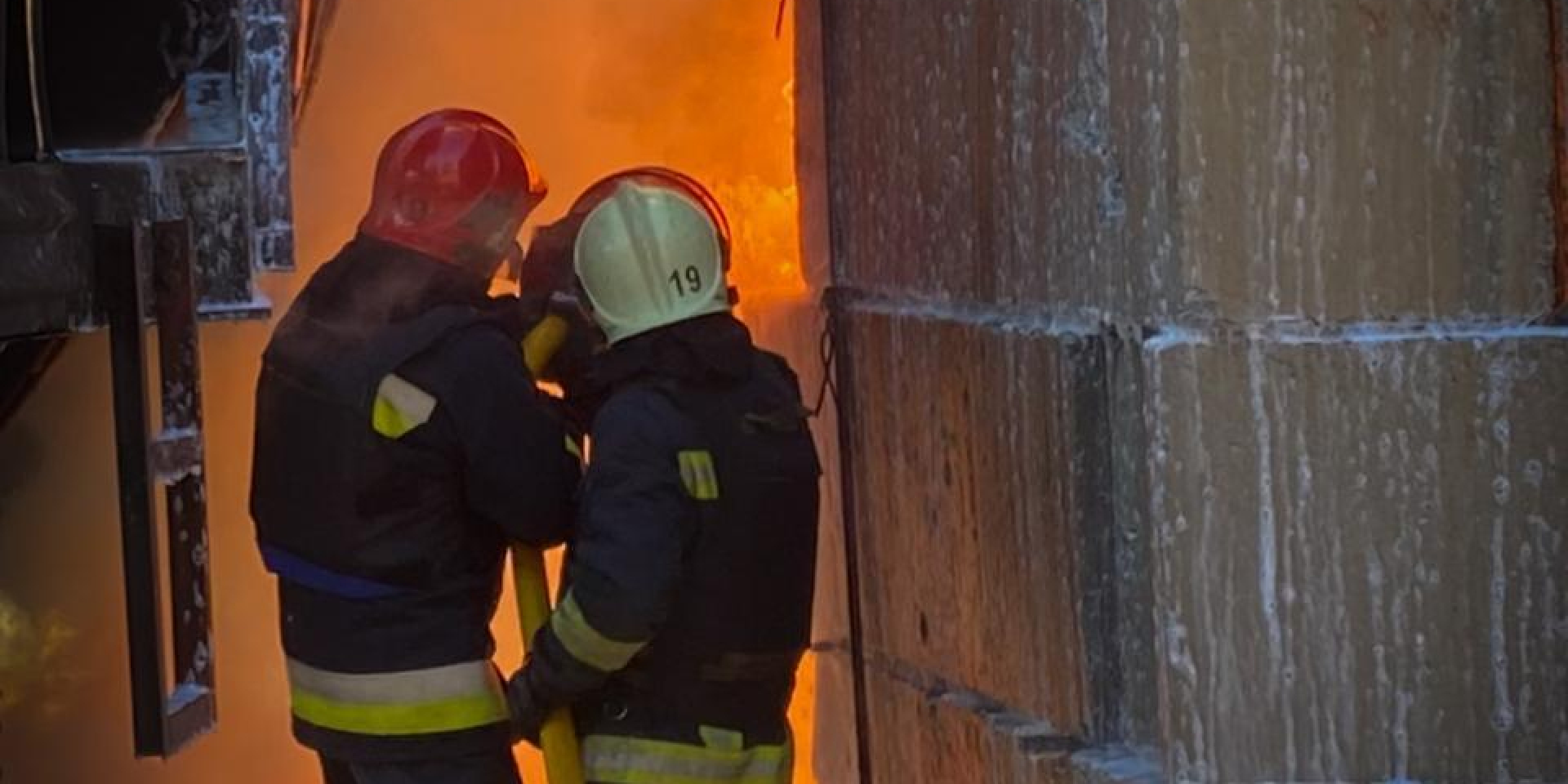 Russian forces attacked a railway infrastructure facility in Vinnytsia Oblast (Photo: State Emergency Service Administration in Vinnytsia Oblast)