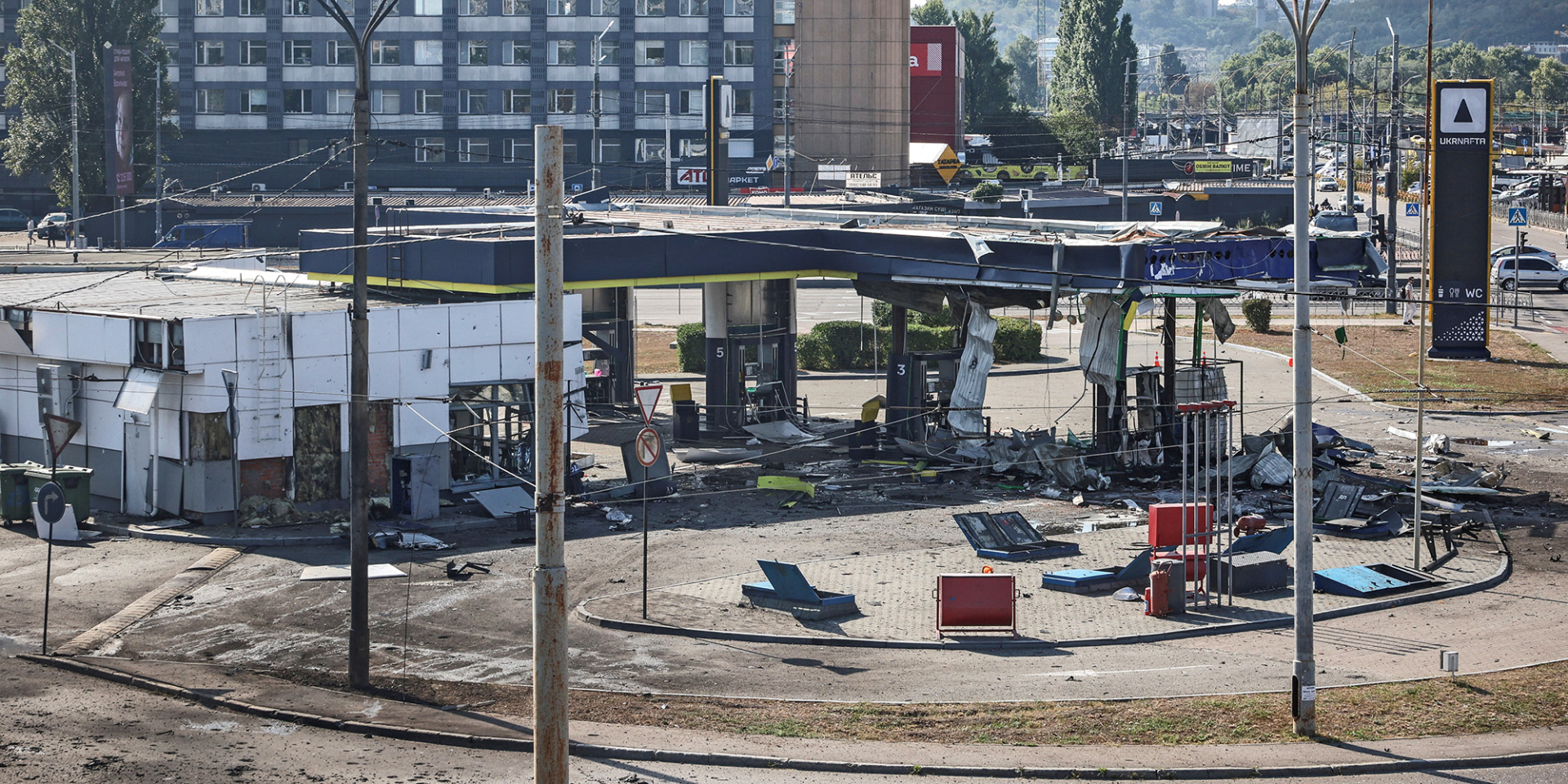 Ukrainian gas stations have become a specific target of Russian missile and drone attacks. Pictured is one of the gas stations after a Russian drone attack in Kyiv in September 2026. (Photo: REUTERS/Alina Smutko)