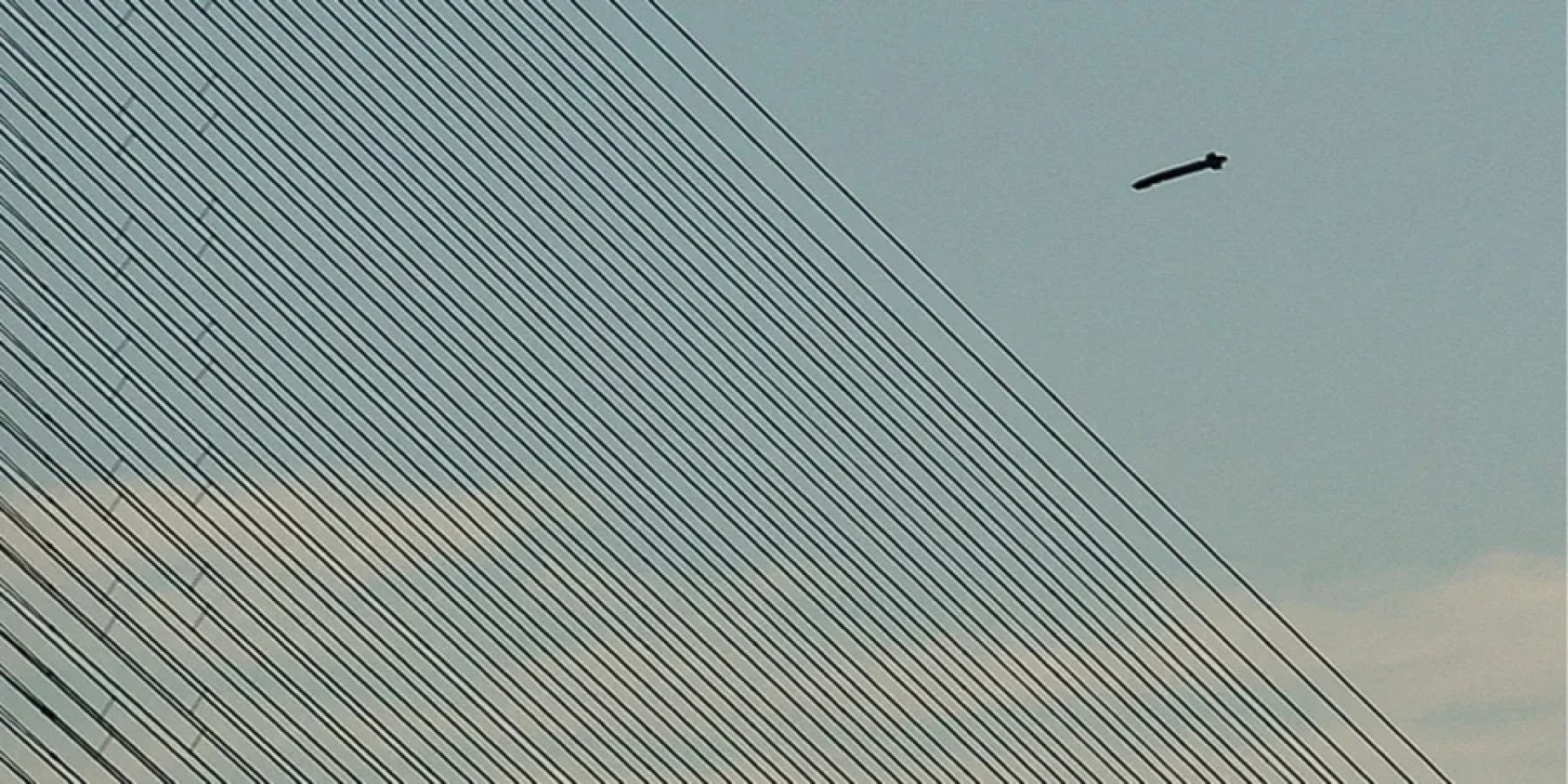 Russian jet-powered drone over Kyiv on Oct. 2, 2026. (Photo: REUTERS/Valentyn Ogirenko)