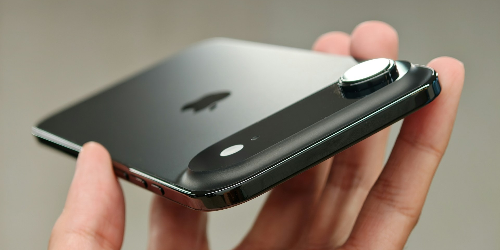 Каким может быть iPhone Air 2 (Фото: Unsplash)