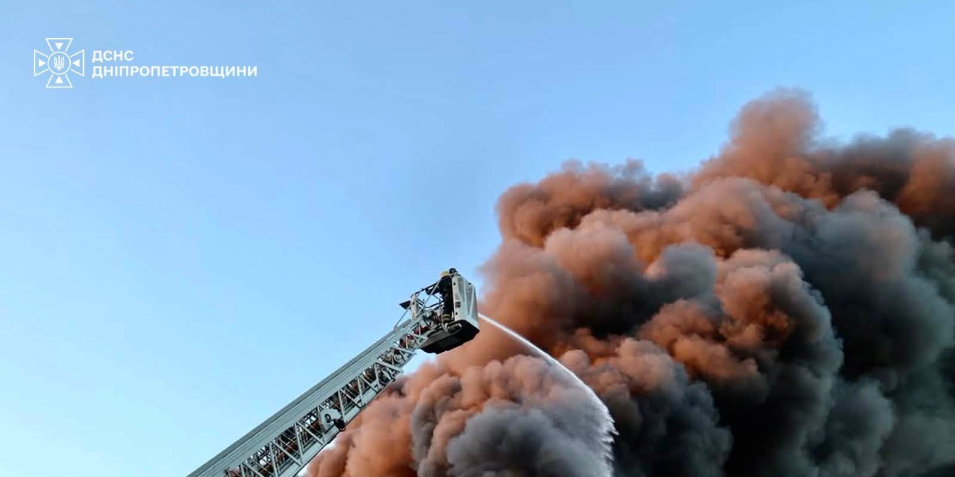 An infrastructure facility in Kryvyi Rih was damaged following a UAV strike on October 9, 2026. (Photo: Department of the State Emergency Service of Ukraine in Dnipropetrovsk Oblast)