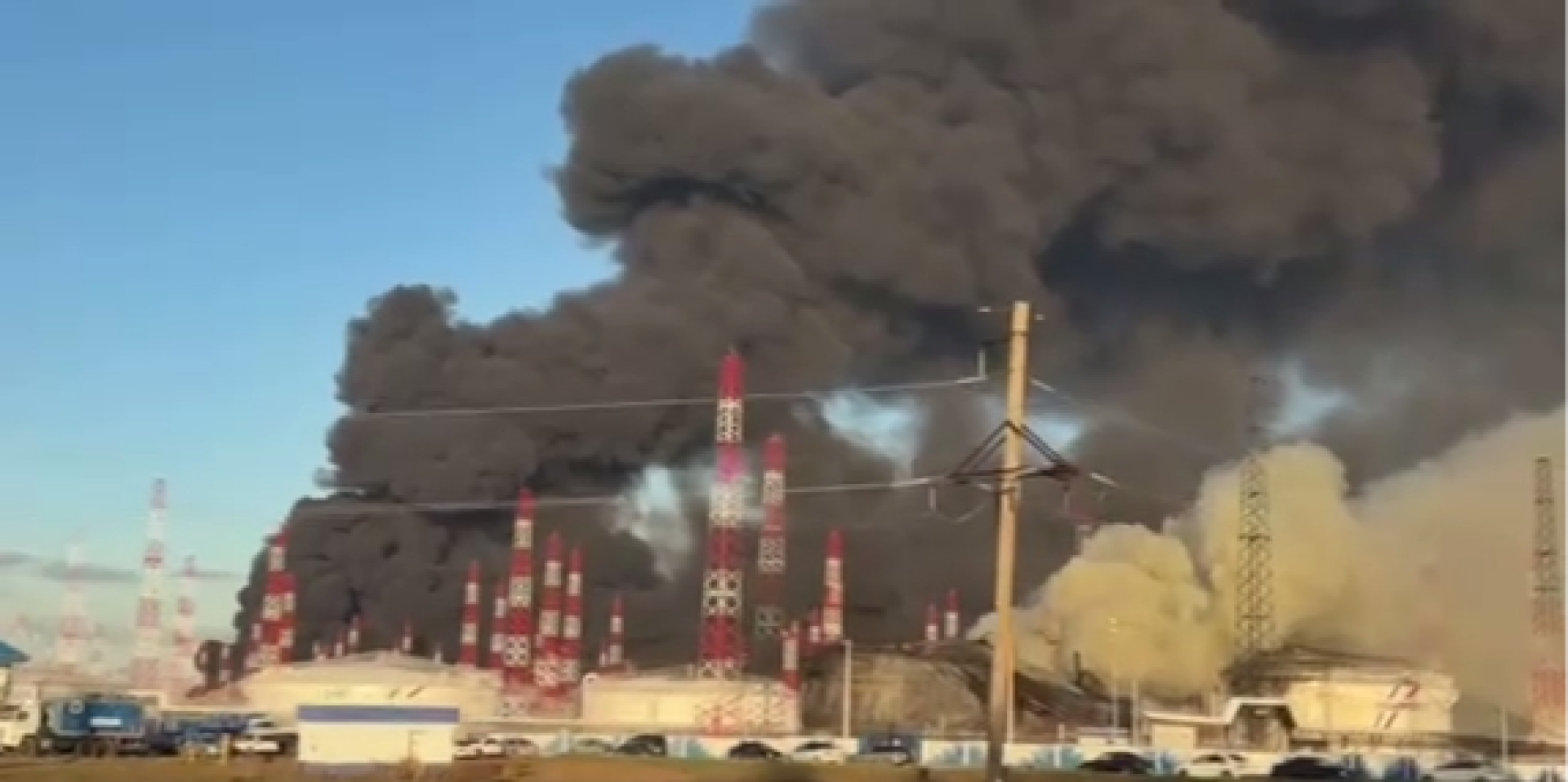 Fire at the Samara oil station following a strike (Photo: Exilenova+ / Telegram)