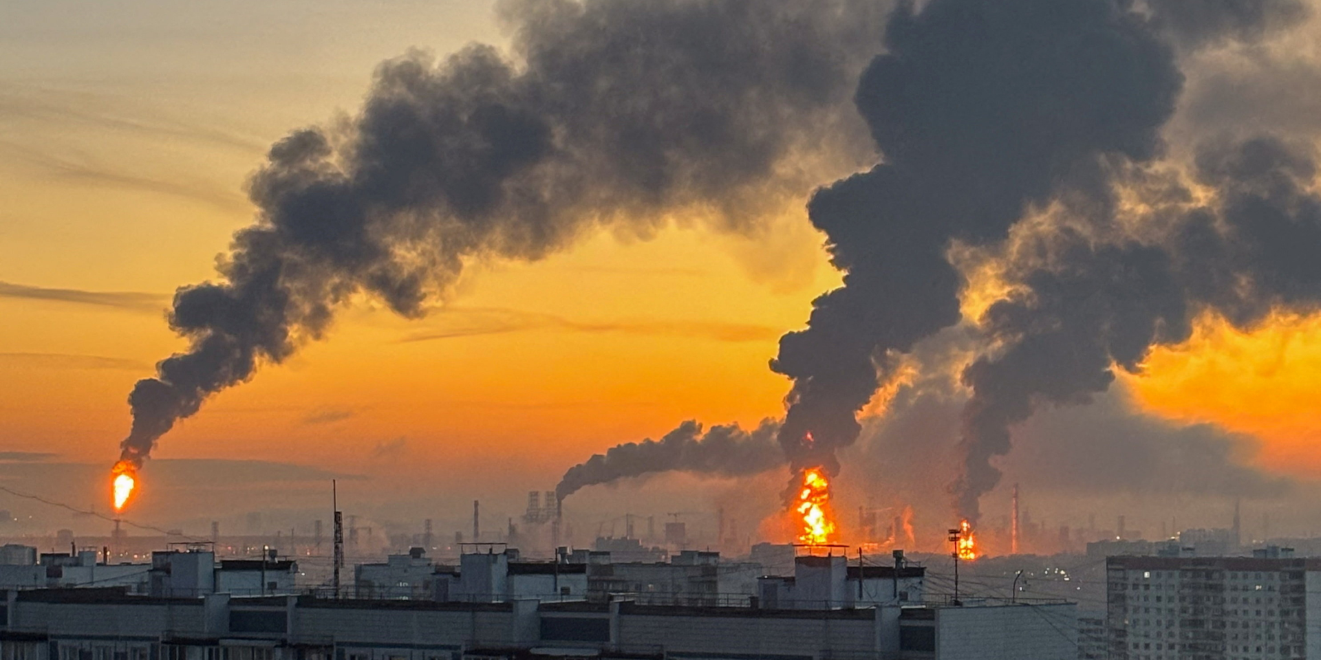 Fire at an oil refinery in Moscow following a Ukrainian drone attack, September 20, 2026 (Photo: REUTERS)