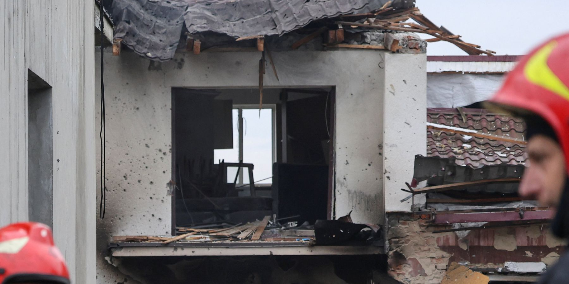 В селе Мурованое во Львовской области российский дрон уничтожил два дома (Фото: REUTERS/Stringer)