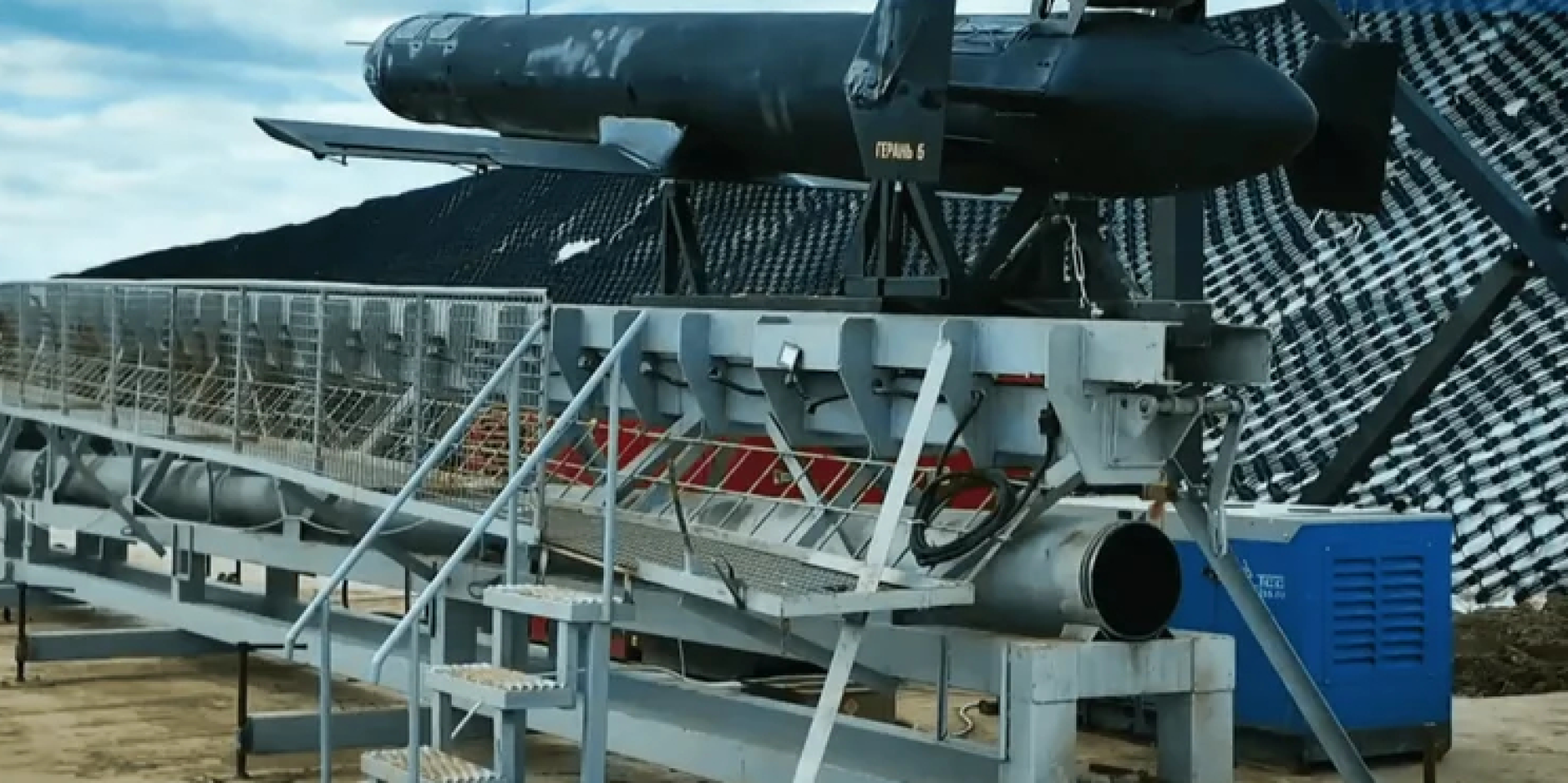 A Russian Geran-5 jet-powered strike drone, which more closely resembles a cruise missile (Photo: ОТС LIVE / Militarnyi)