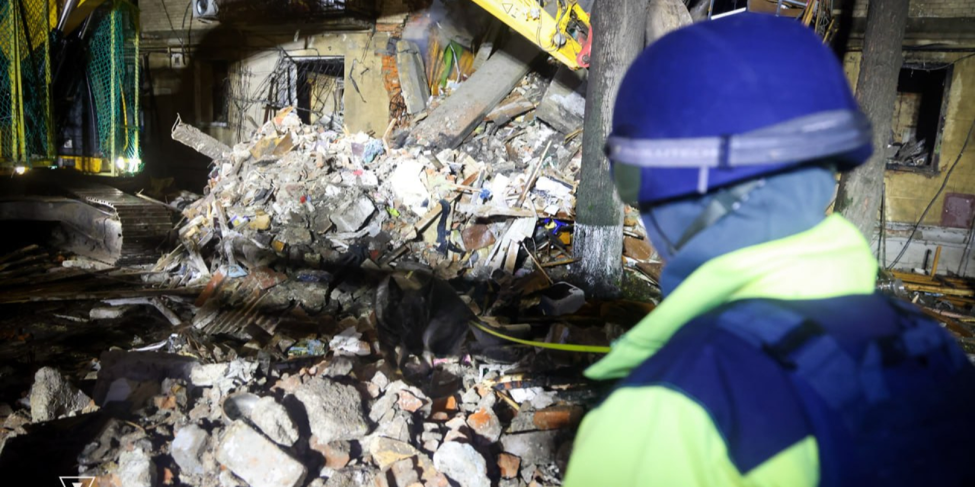 Aftermath of the enemy shelling of Kharkiv (Photo: Department of the State Emergency Service of Ukraine in Kharkiv Oblast)