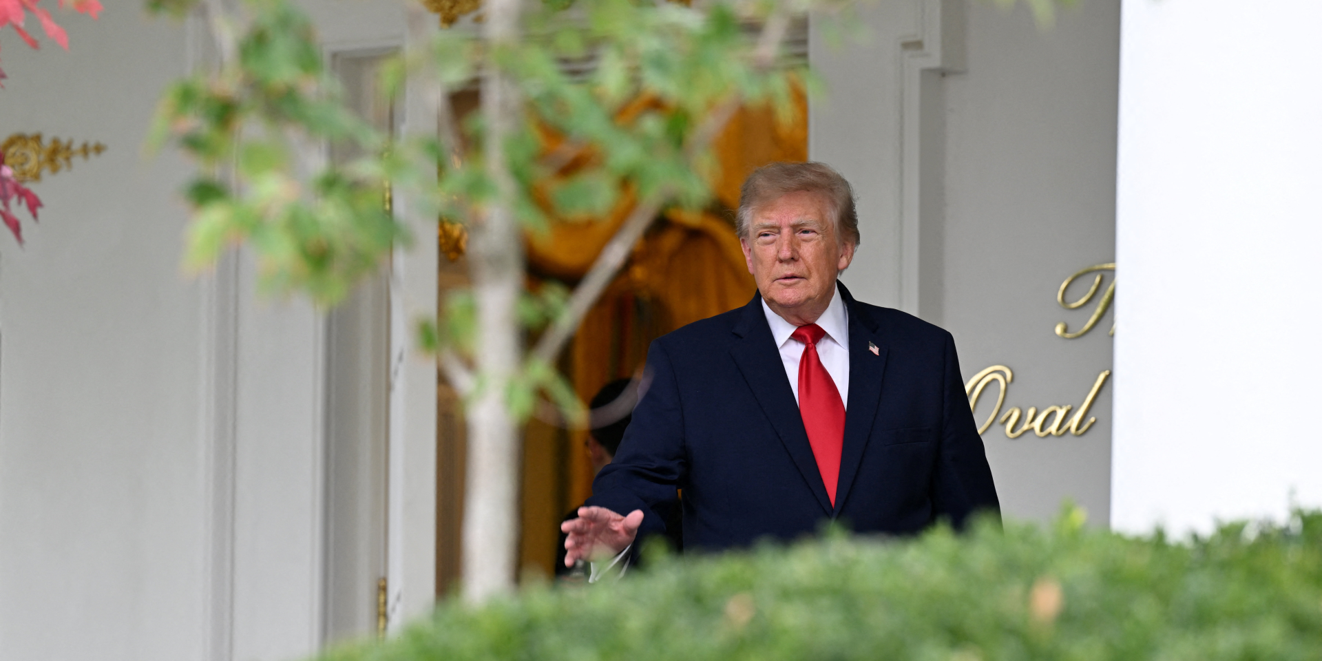 Дональд Трамп в очередной раз раскритиковал президента Украины Владимира Зеленского (Фото: REUTERS/Аннабель Гордон)