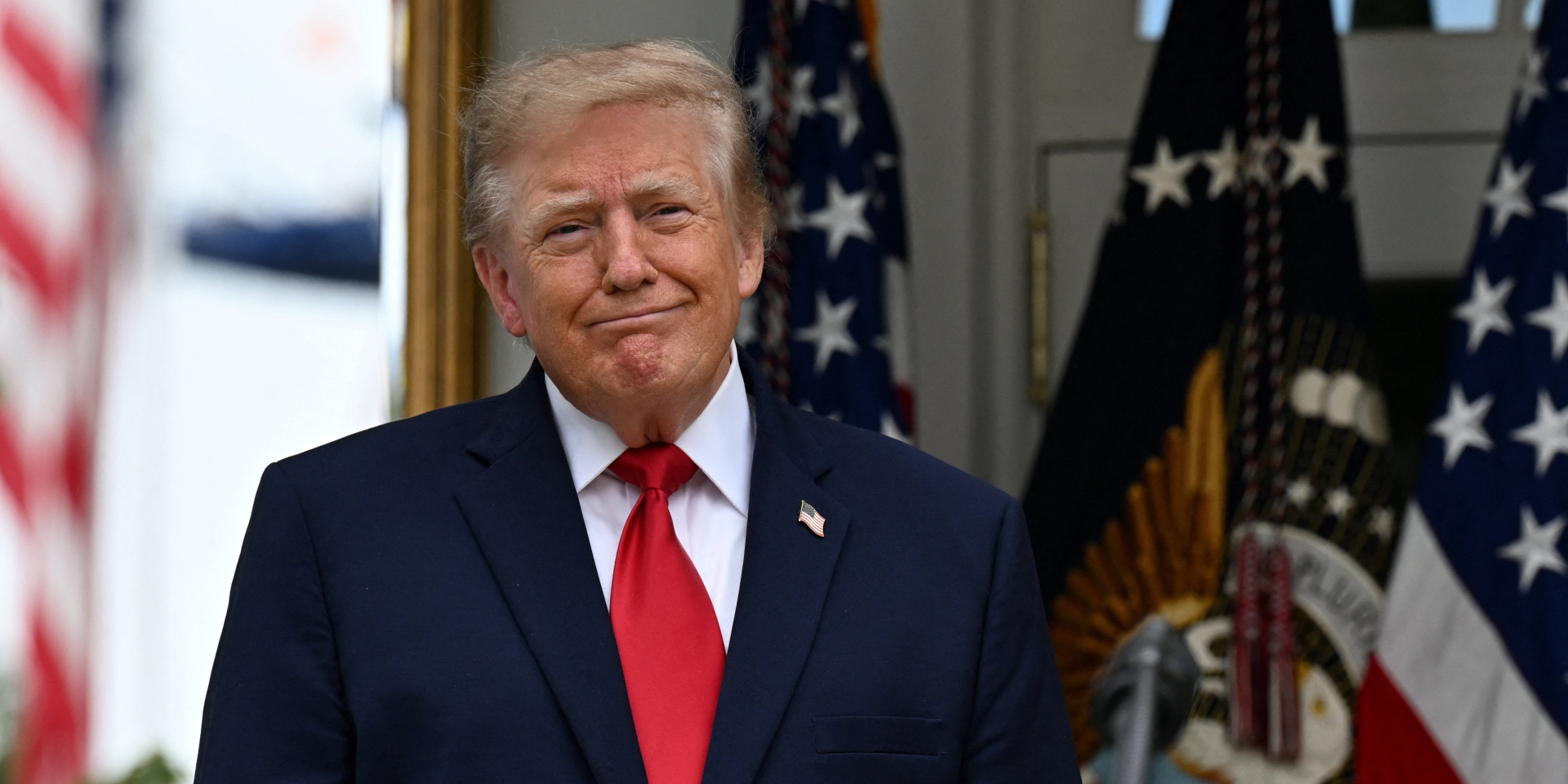 Президент США Дональд Трамп відновив нападки на президента України Володимира Зеленського (Фото: REUTERS/Annabelle Gordon)