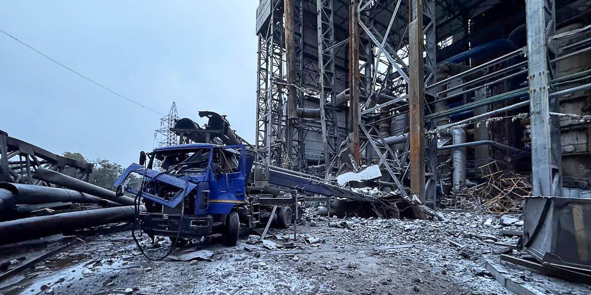 Последствия российского баллистического удара по комбинату Запорожсталь 17 октября 2026 года (Фото: metinvestholding.com)
