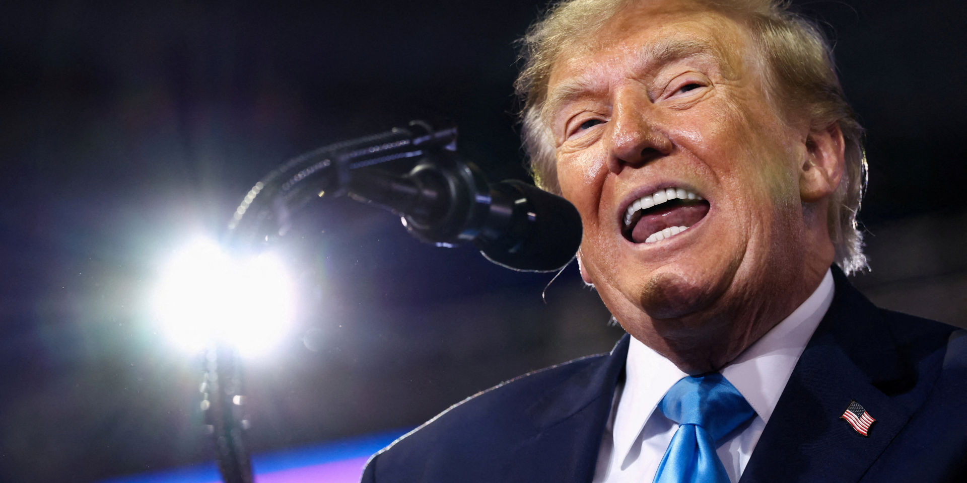 Дональд Трамп заявил, что его решение об отмене санкций против России очень хорошее (Фото: REUTERS/Kevin Lamarque)