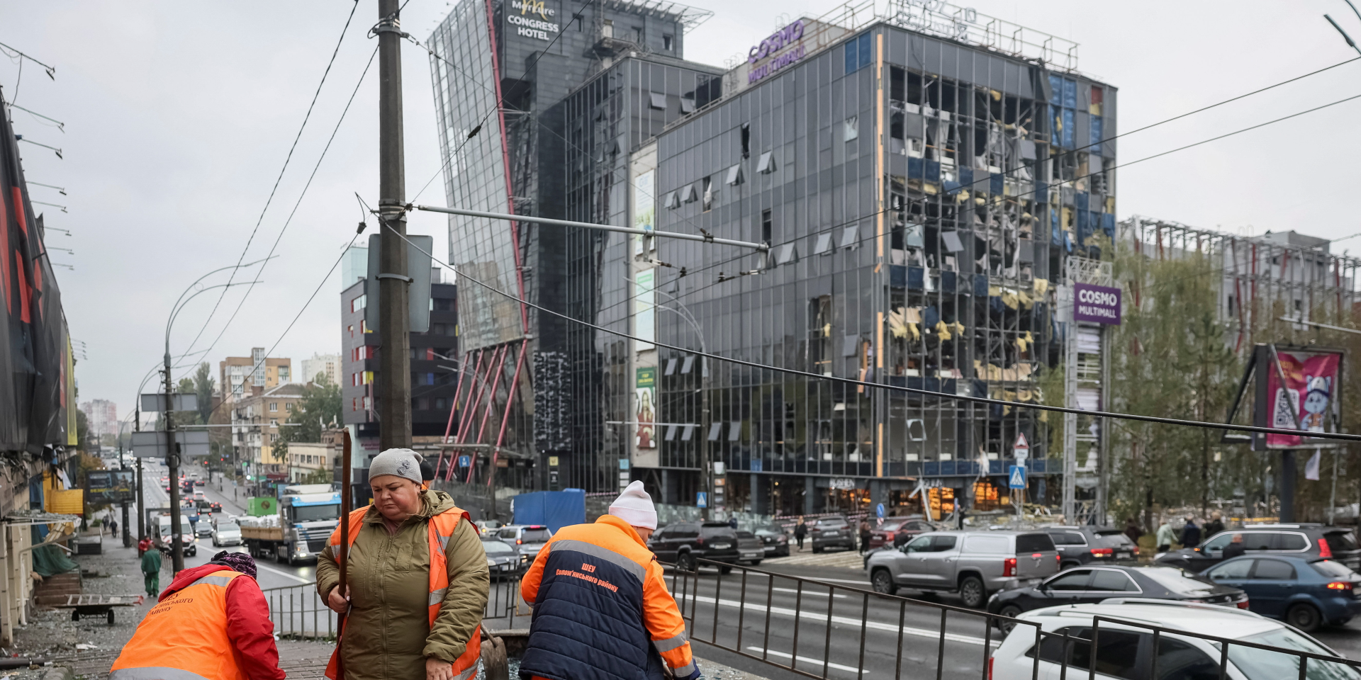 Damage from the Oct. 19 missile strike on Kyiv (Photo: REUTERS/Gleb Garanich)