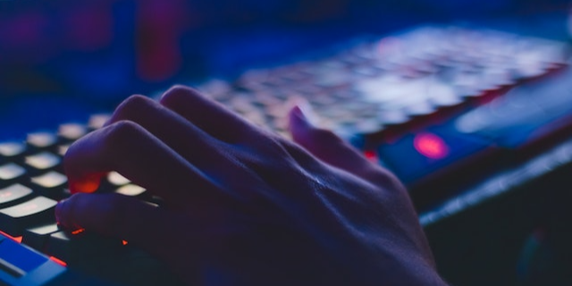 Об атаке сообщили исследователи кибербезопасности Microsoft (Фото: Pexels)