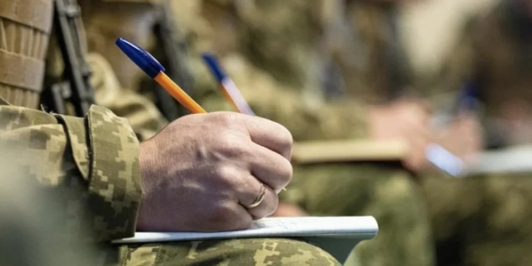 Работников, непосредственно обеспечивающих производство, должны бронировать в полном объеме (Фото: Дія)