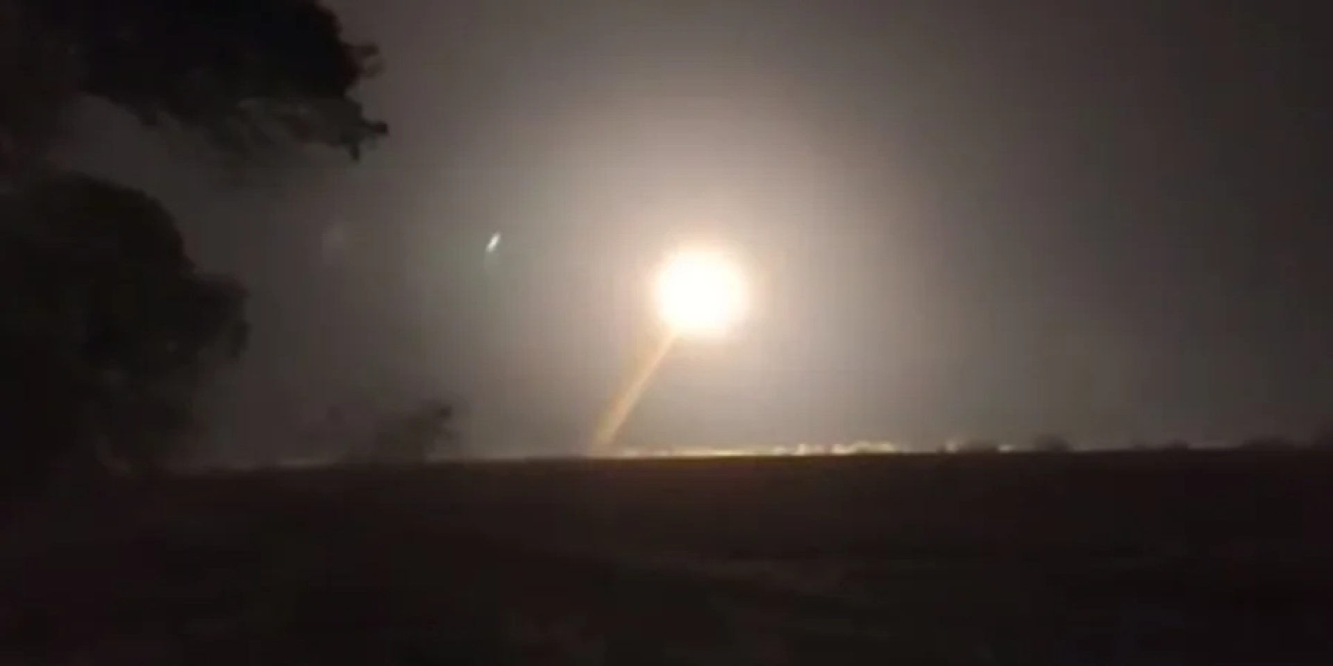 The moment of launch of the Ukrainian FP-7 ballistic missile (Photo: Zelenskiy Official / Telegram / Screenshot)