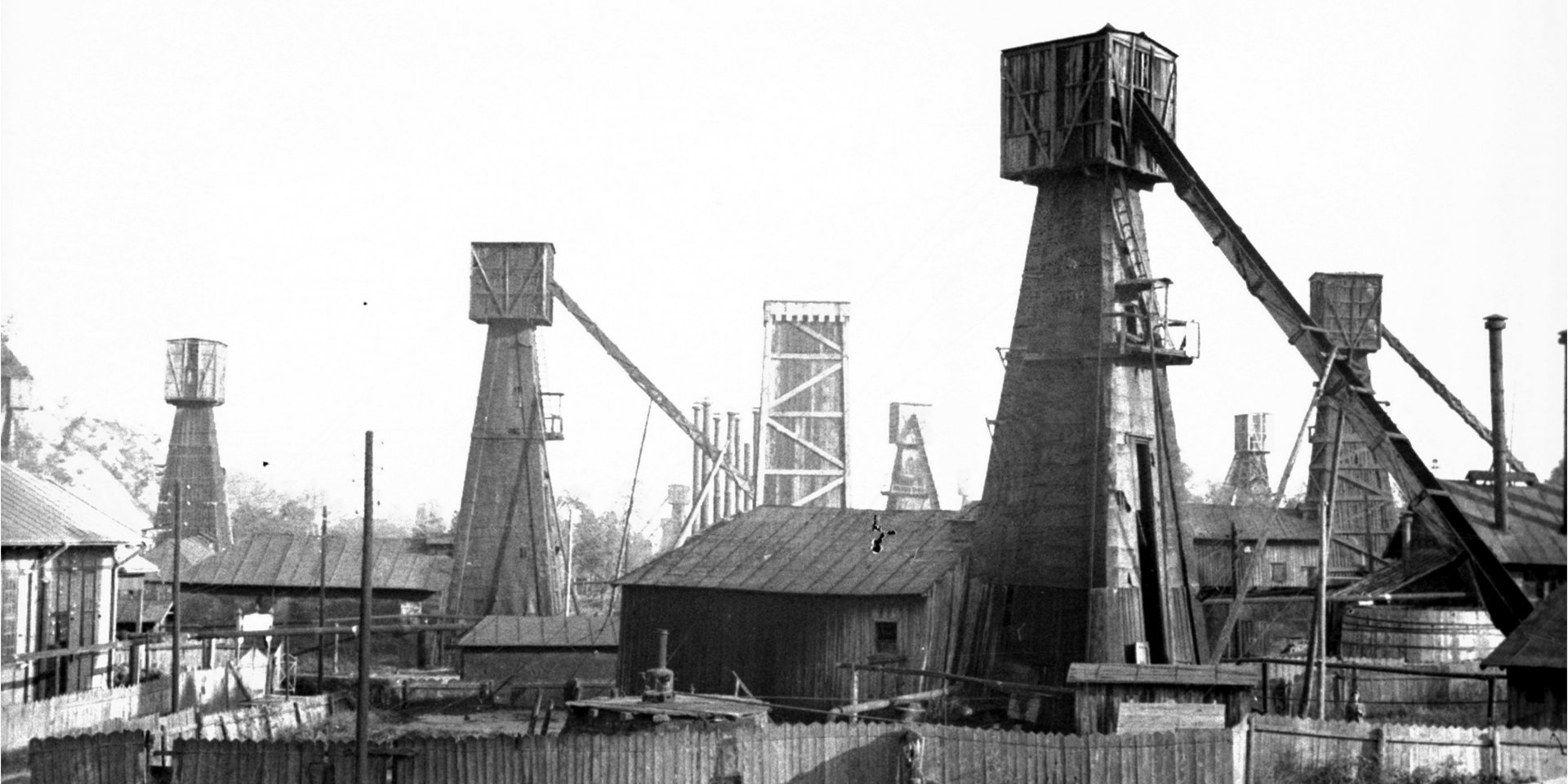 Каждый, кто покупал гектар земли в Бориславе в 1880 годы, мог разбогатеть на добычи нефти. В те времена в городе действовали 1700 скважин (Фото: NAC)