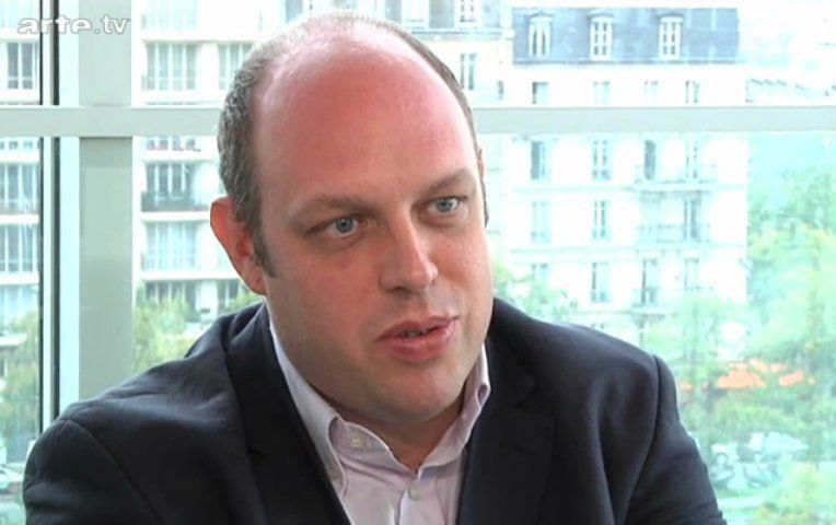 Оуен Меттьюз: У Беннона і Дугіна є спільна ідея, мовляв, глобальні еліти змовилися проти простих людей, і старий порядок має впасти