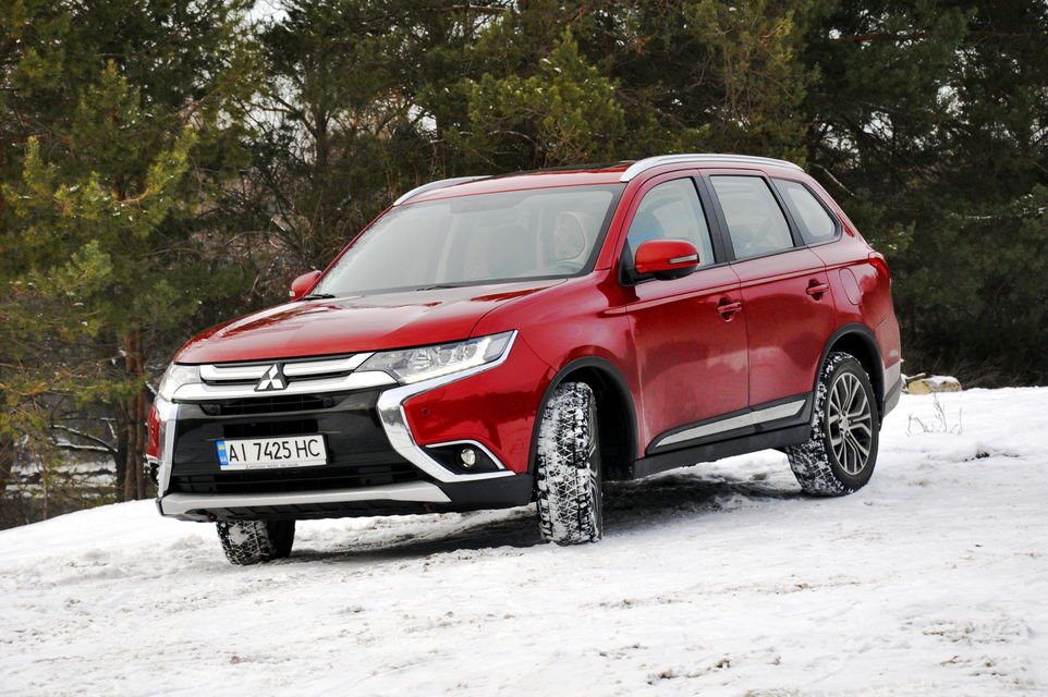 Икона здравомыслия. Тест-драйв Mitsubishi Outlander - фото