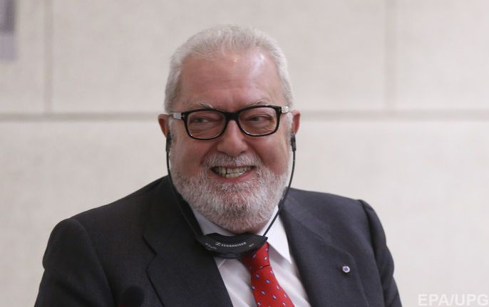 Сам Аграмунт так и не написал заявление об отставке и не появился на заседании Бюро ПАСЕ, высказавшему ему недоверие