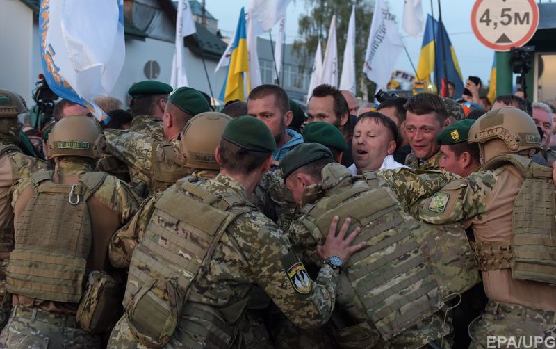 По факту избиения пограничников на участников акции могут открыть еще одну статью