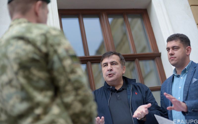 У правоохранителей недостаточно оснований для задержания Саакашвили