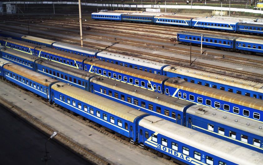 Движение поездов не осуществляется по обоим путям перегона (Фото: Фото: budport.com.ua)