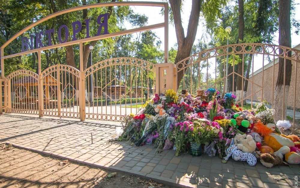 Поліція розглядає версії про підпал,&nbsp;порушення правил пожежної безпеки та загоряння через використання електричних приладів (Фото: Фото: Думская)